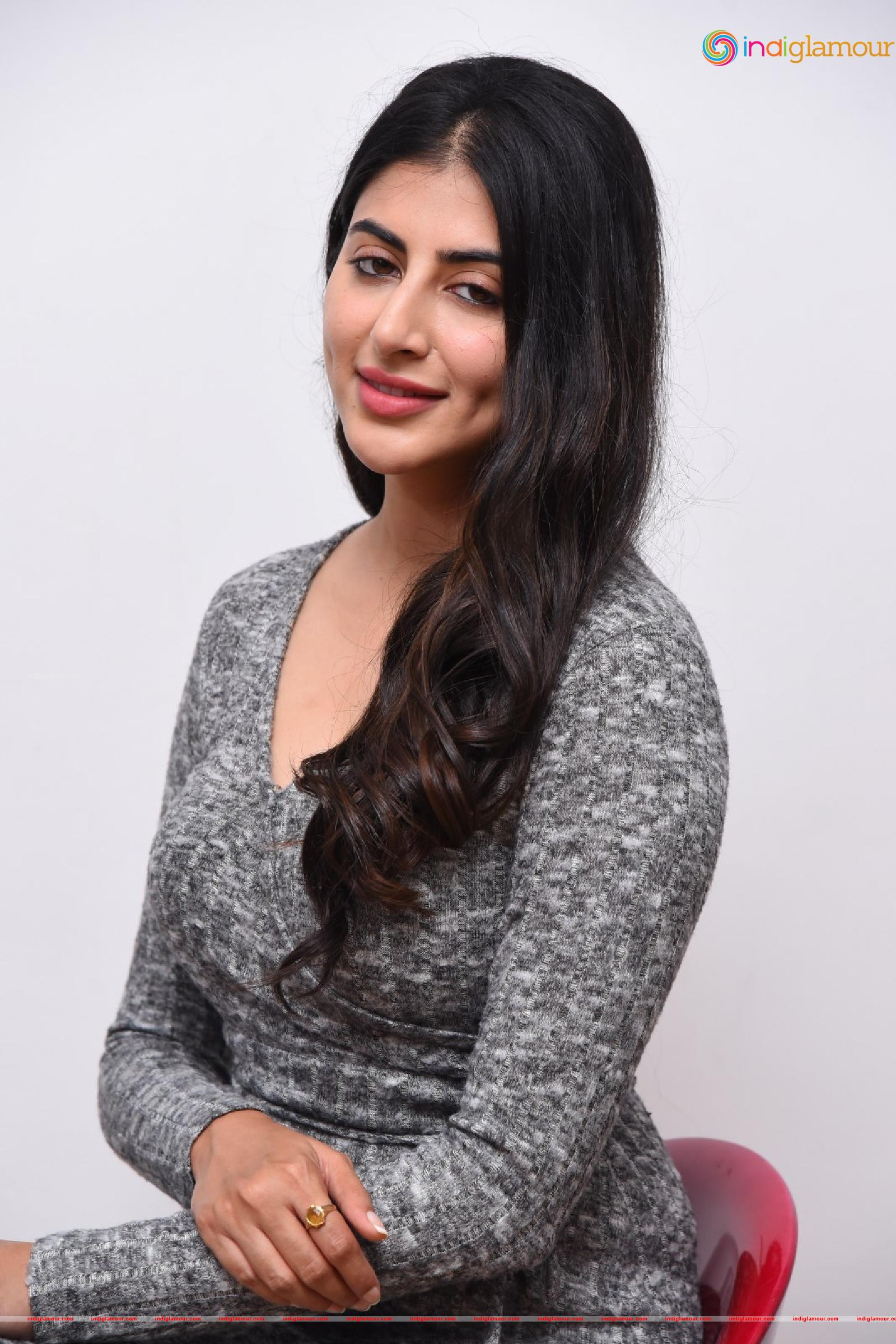 Shwetha Awasti Actress hd photo