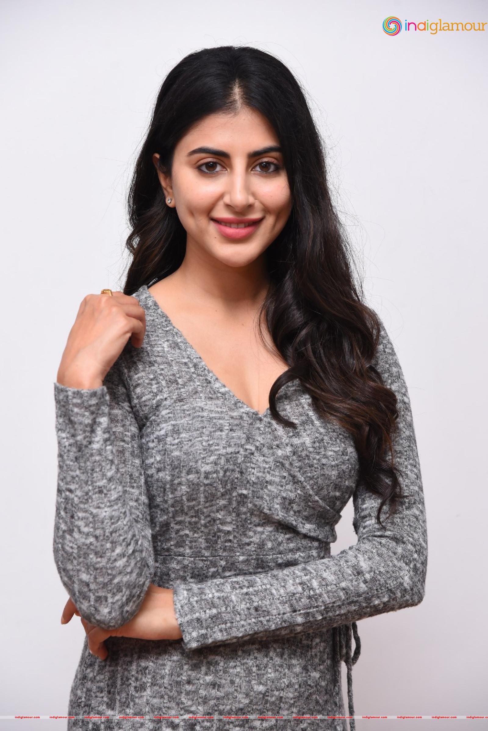 Shwetha Awasti Actress hd photo