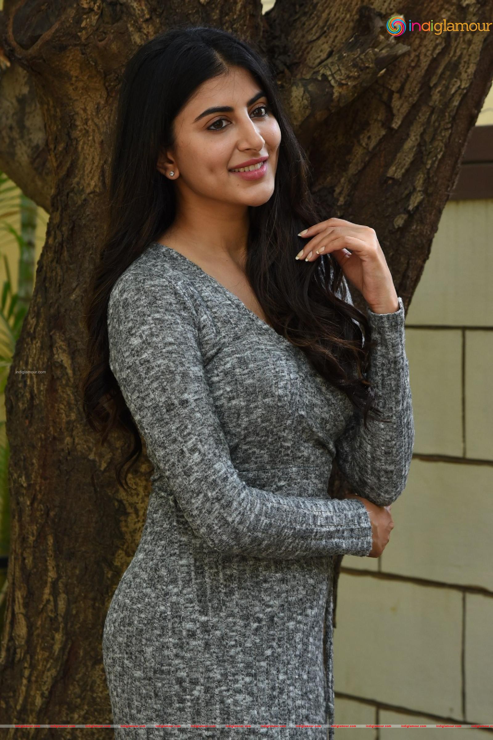 Shwetha Awasti Actress hd photo