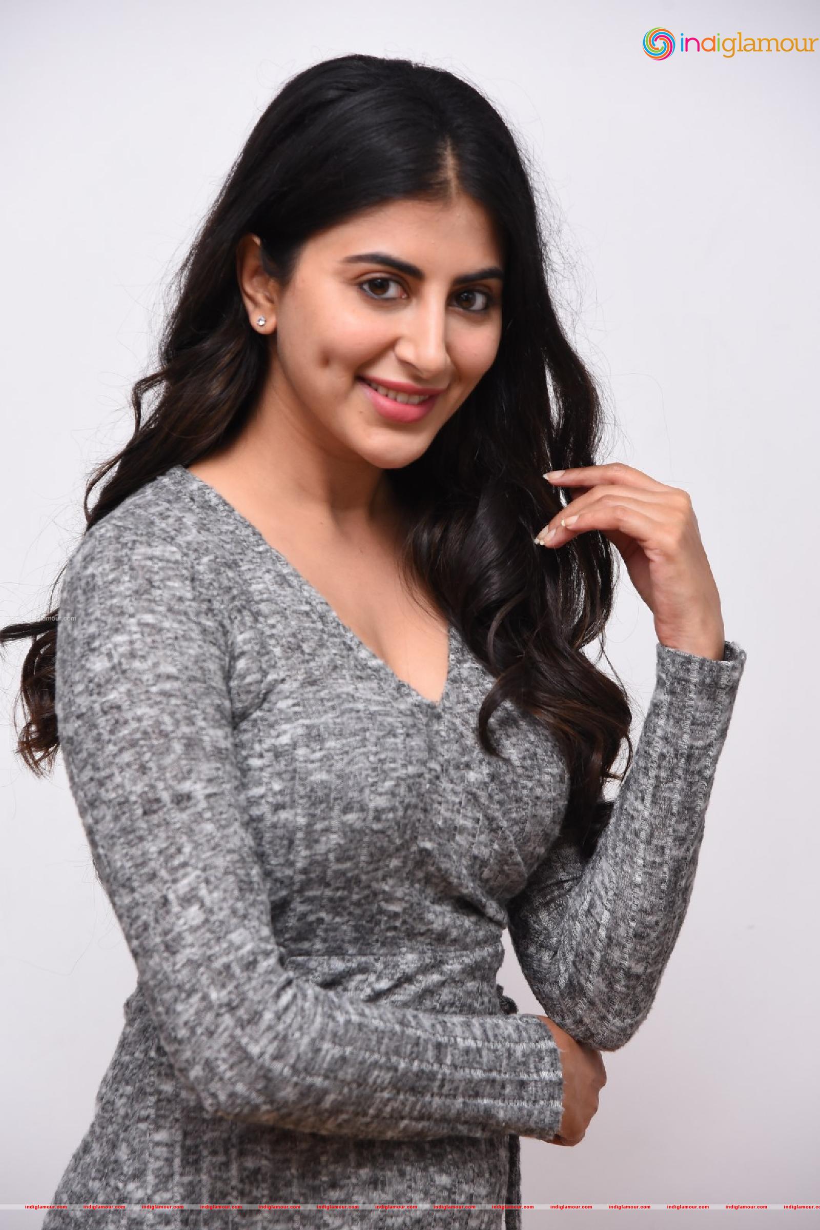 Shwetha Awasti Actress hd photo