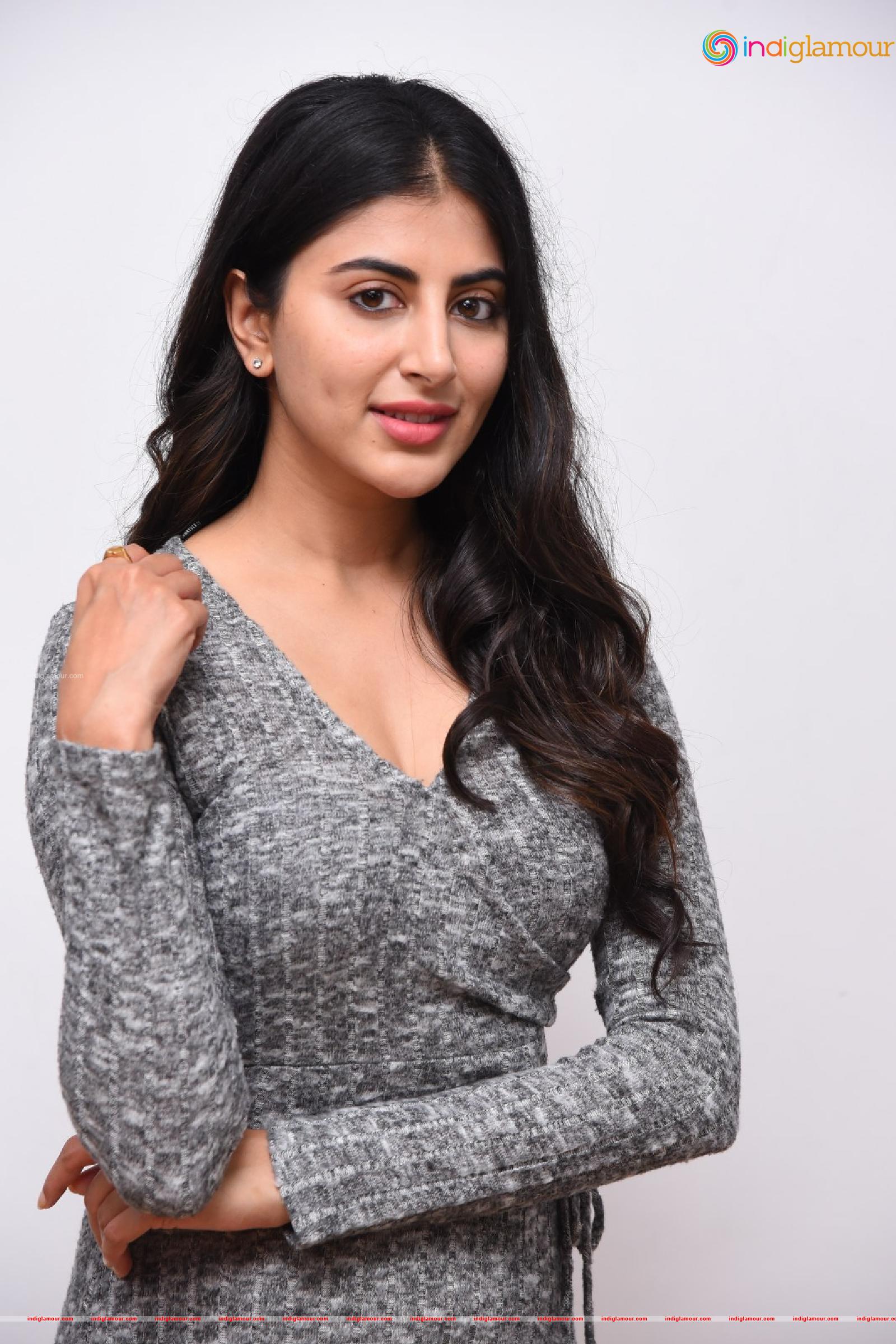 Shwetha Awasti Actress hd photo