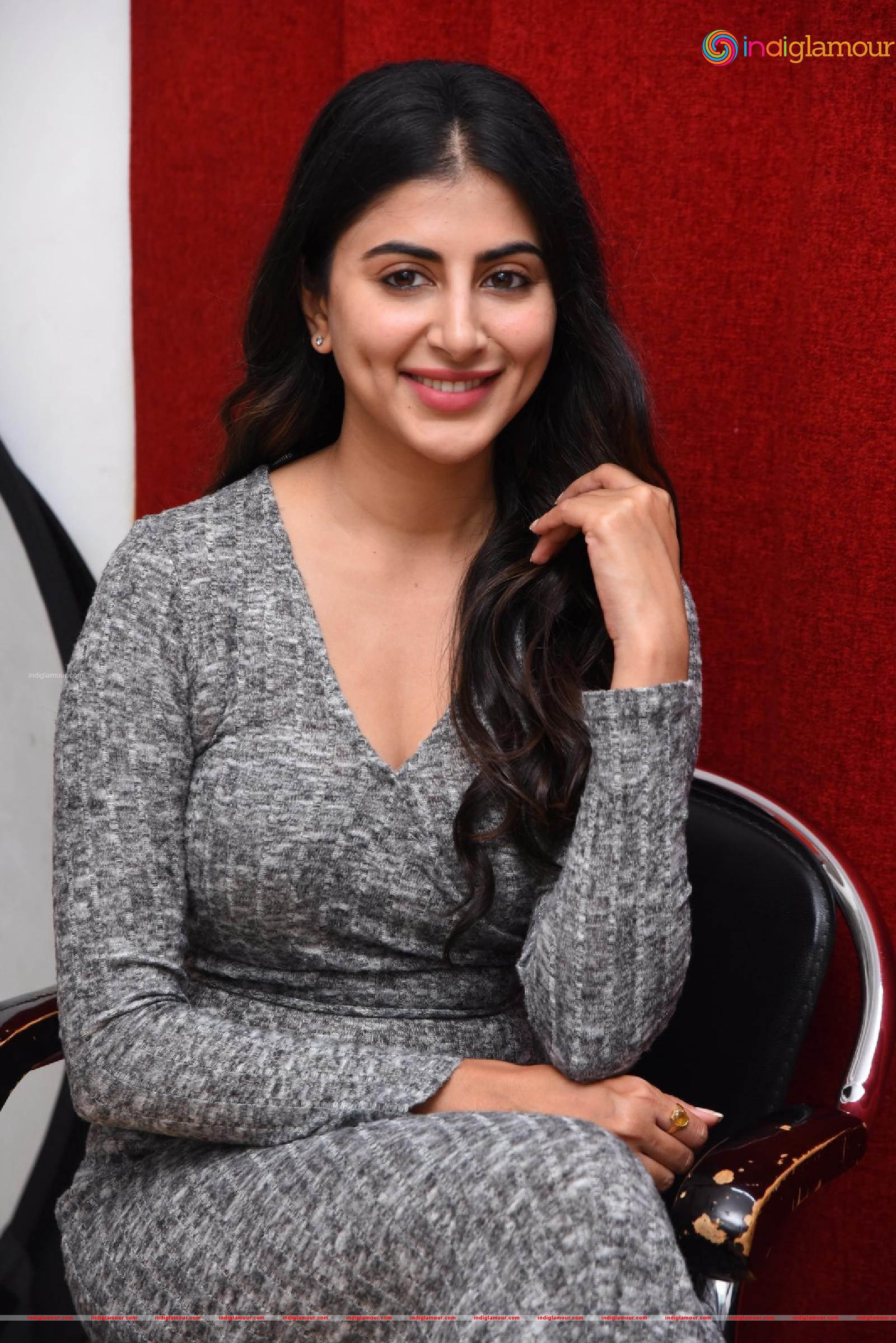 Shwetha Awasti Actress hd photo