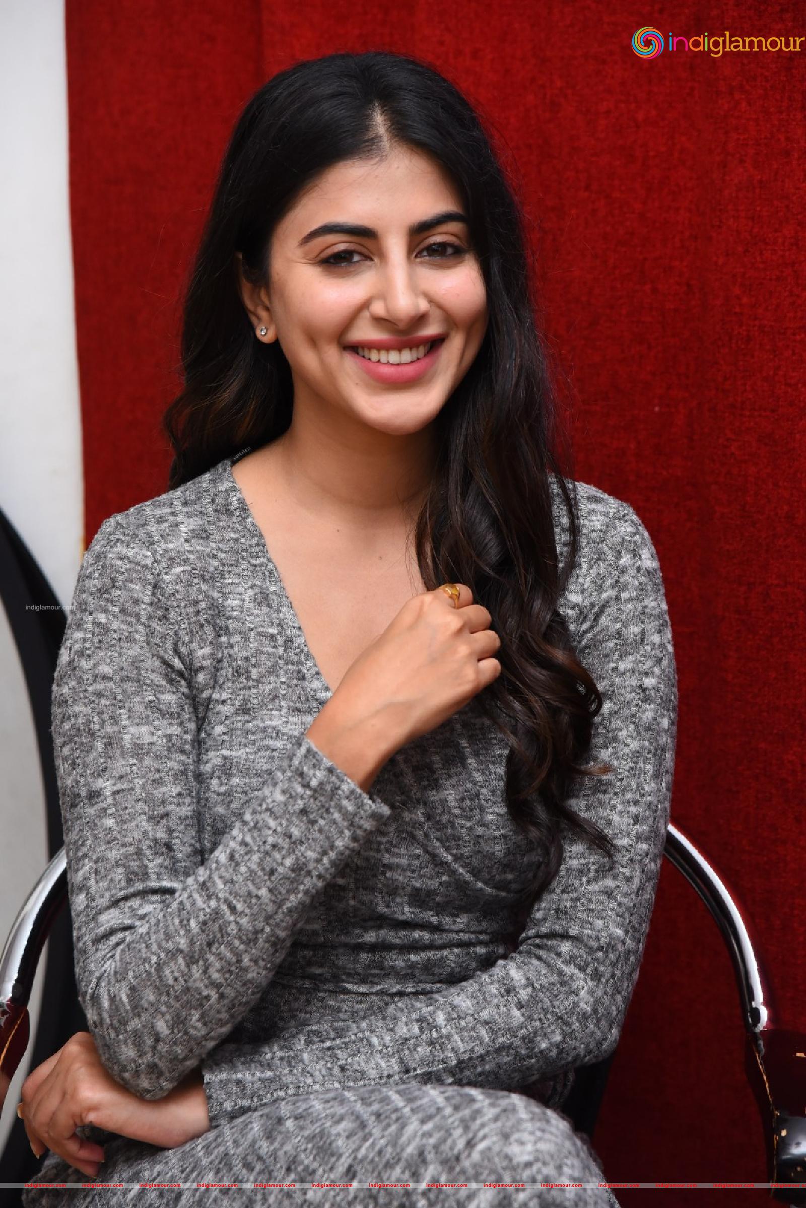 Shwetha Awasti Actress hd photo