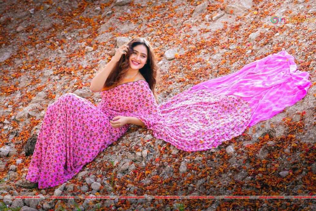 Sony Charishta Actress hd photo