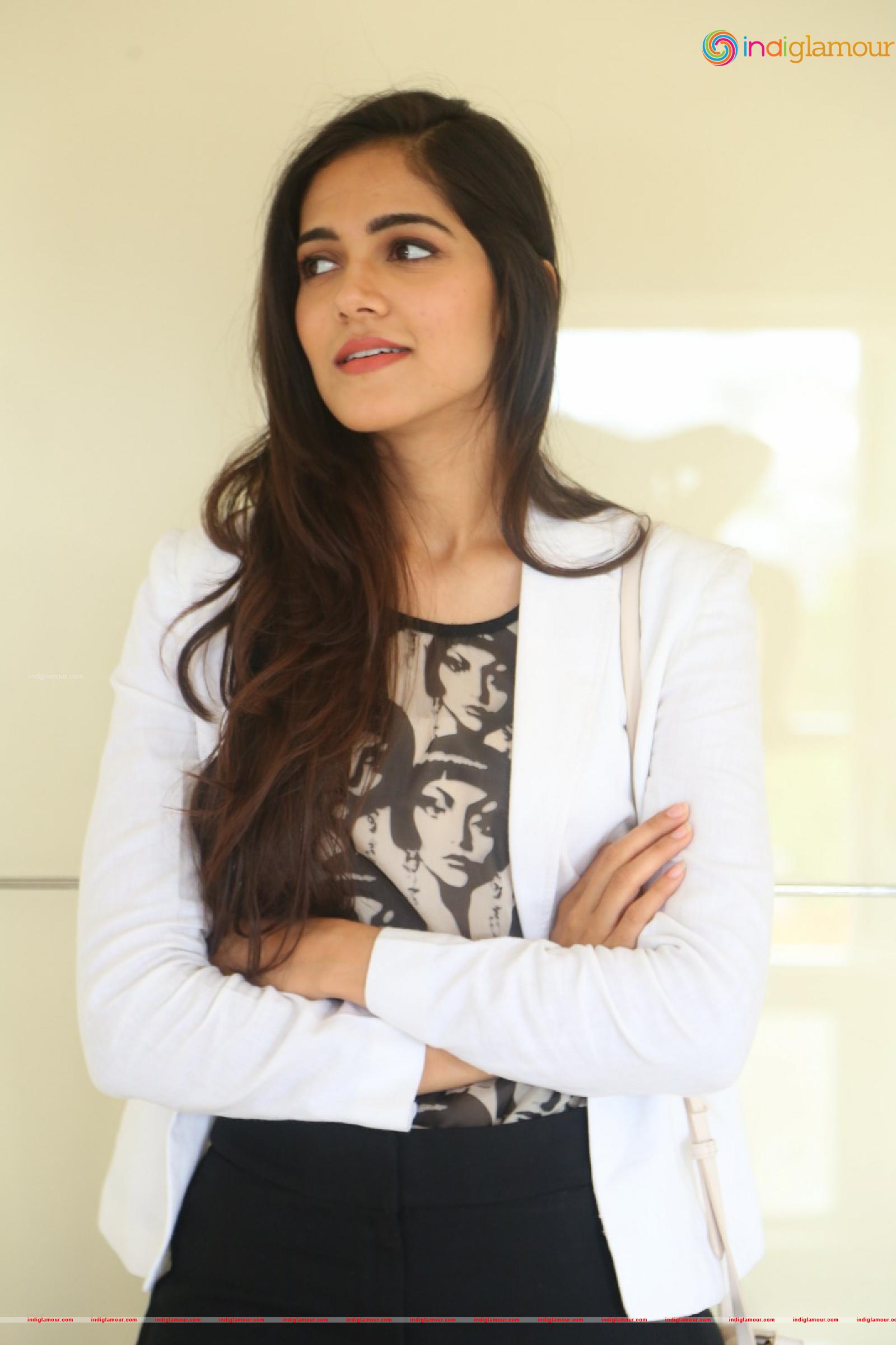 Simran Choudhary Actress hd photo