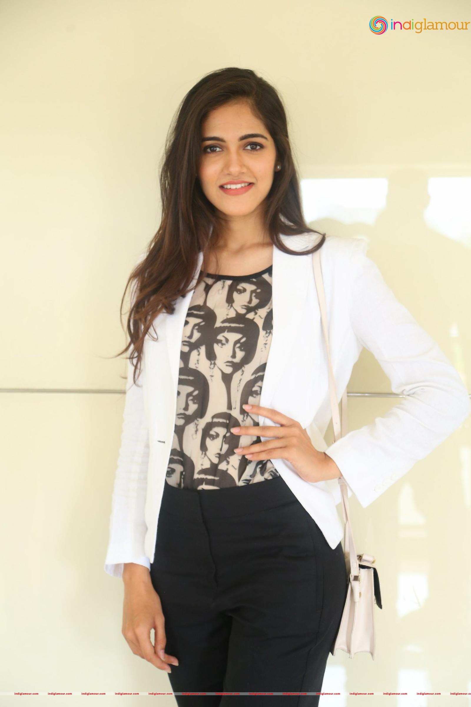 Simran Choudhary Actress hd photo