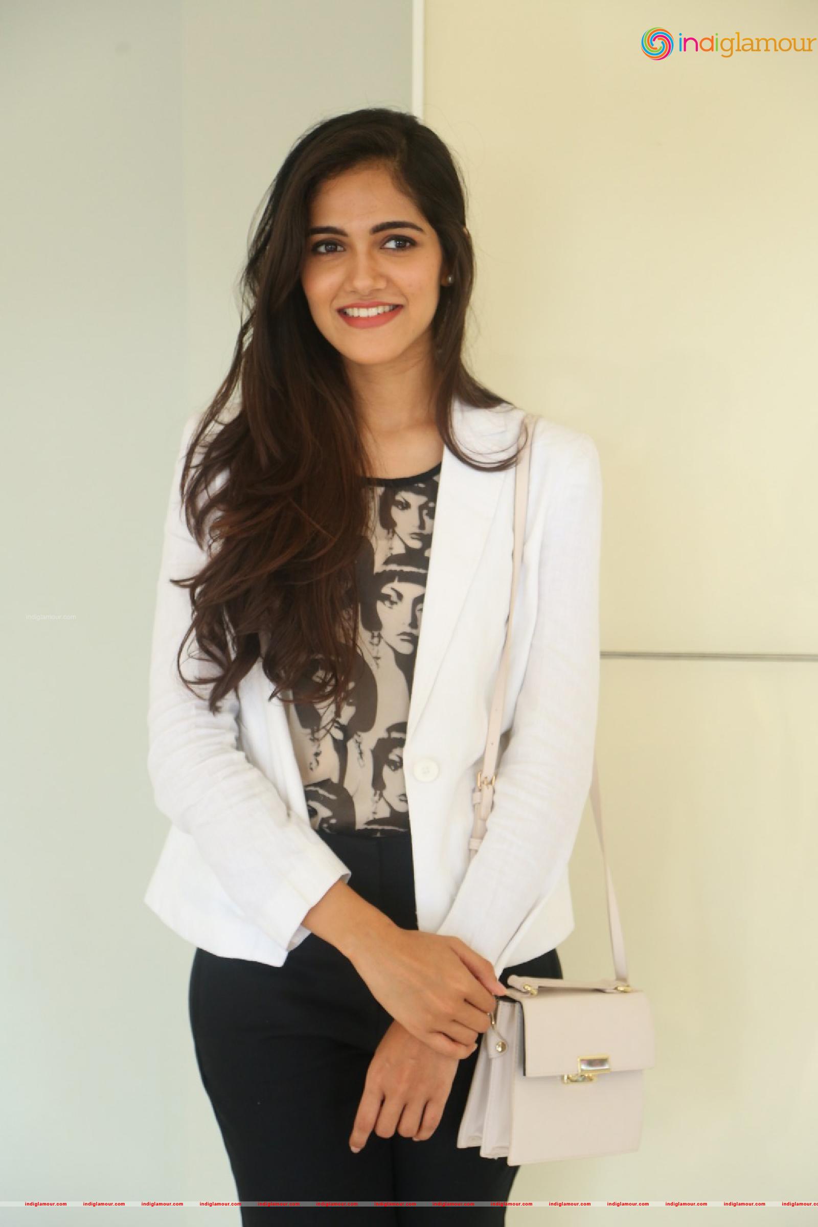 Simran Choudhary Actress hd photo