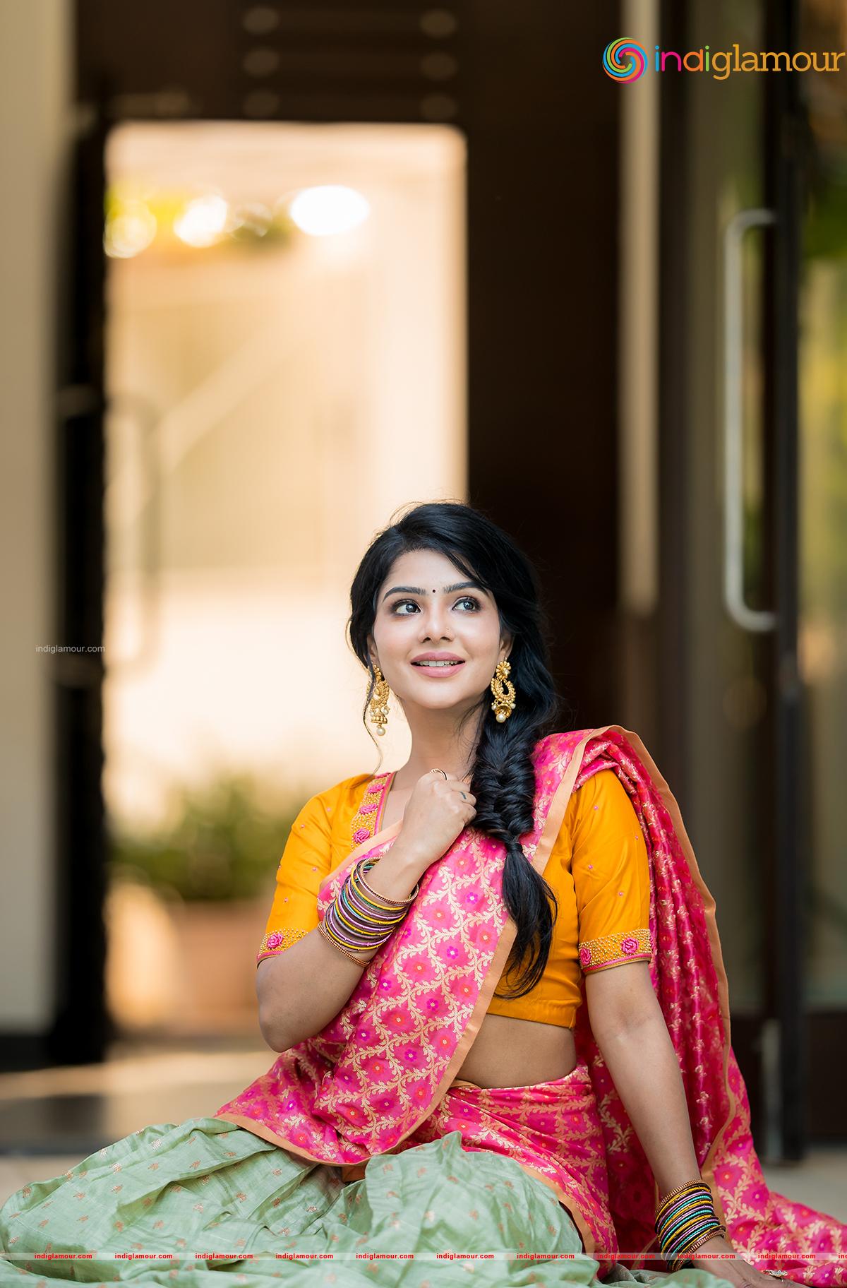 Pavithra Lakshmi Actress hd photo