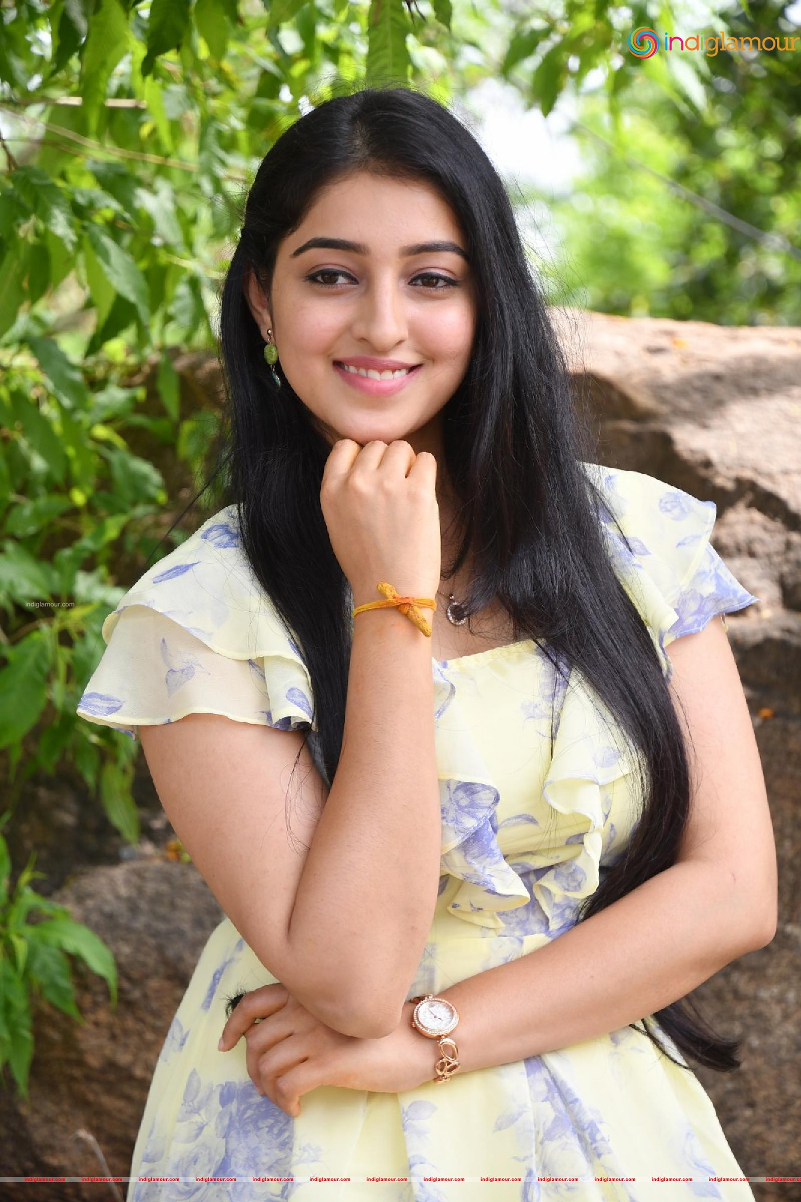 Mouryaani Actress hd photo