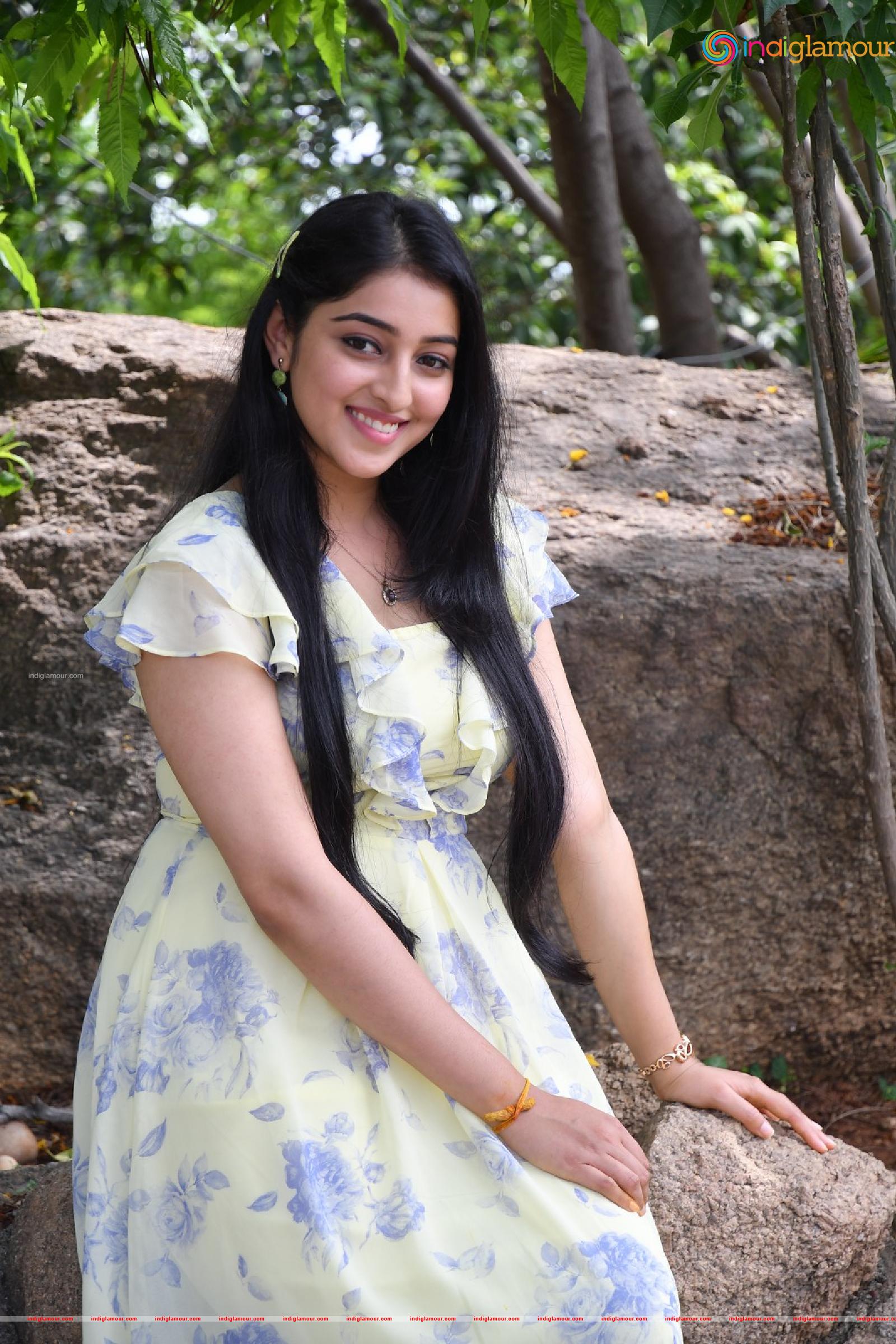 Mouryaani Actress hd photo