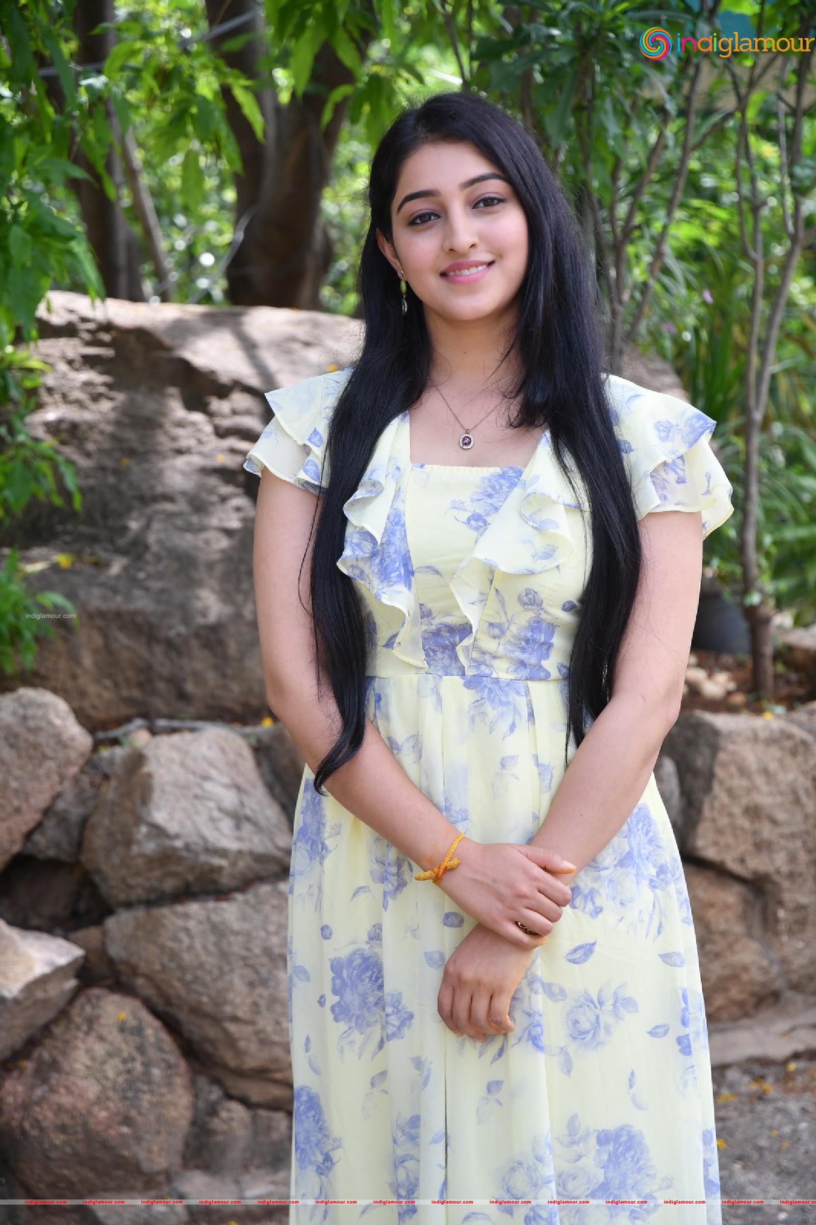 Mouryaani Actress hd photo