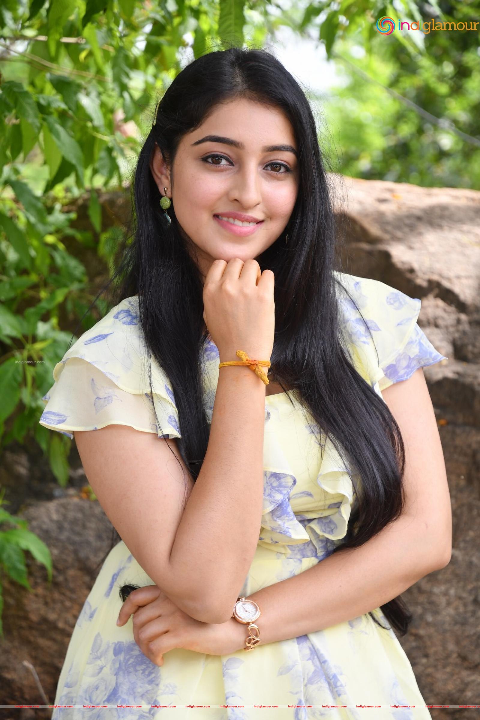 Mouryaani Actress hd photo