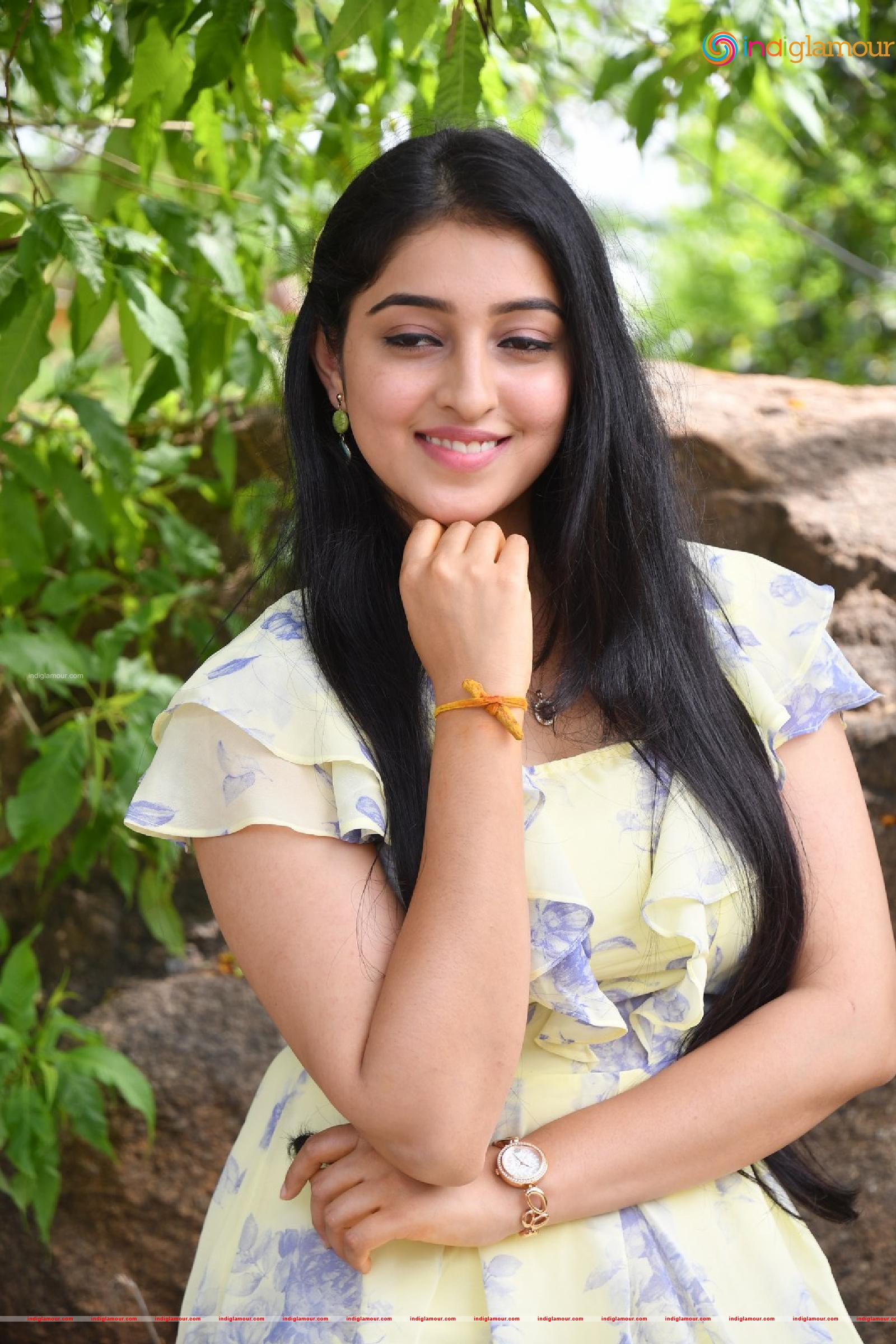 Mouryaani Actress hd photo