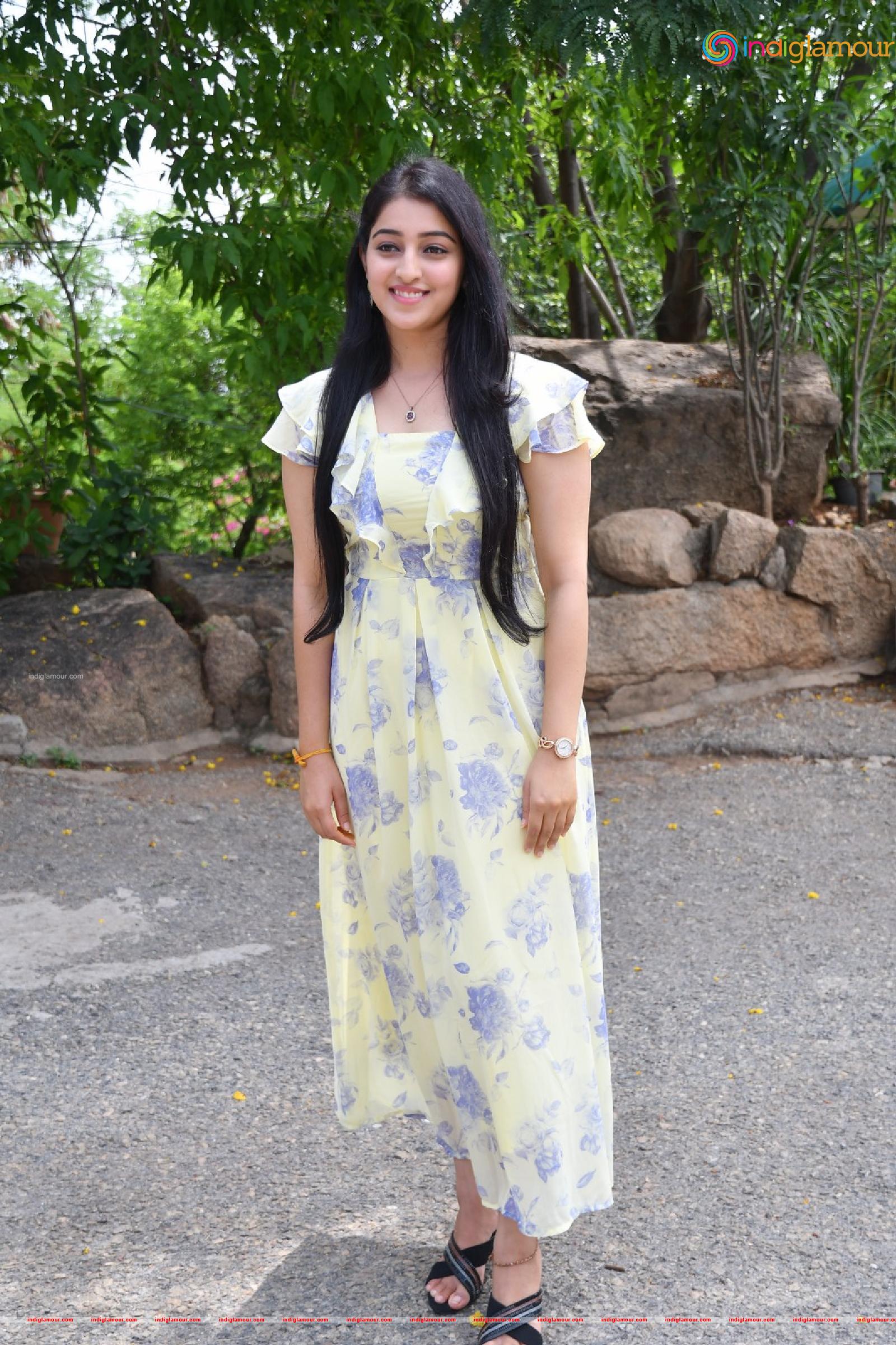 Mouryaani Actress hd photo