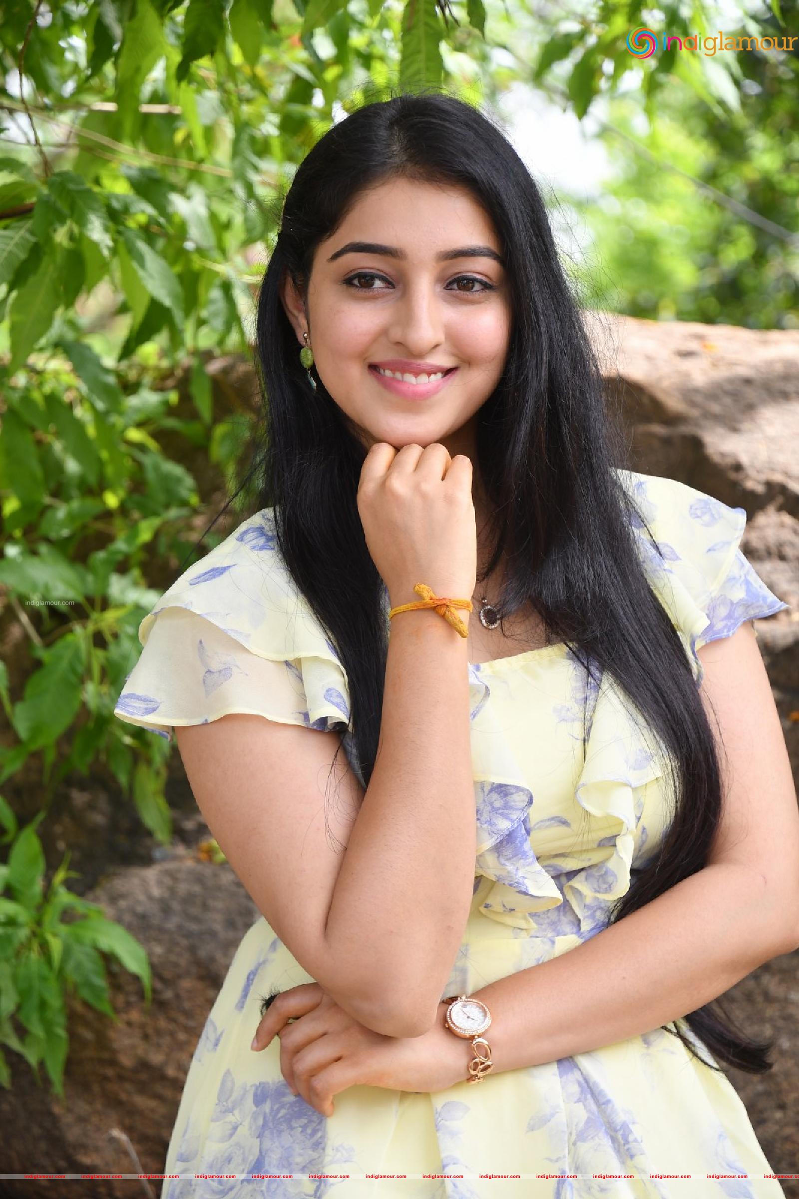 Mouryaani Actress hd photo