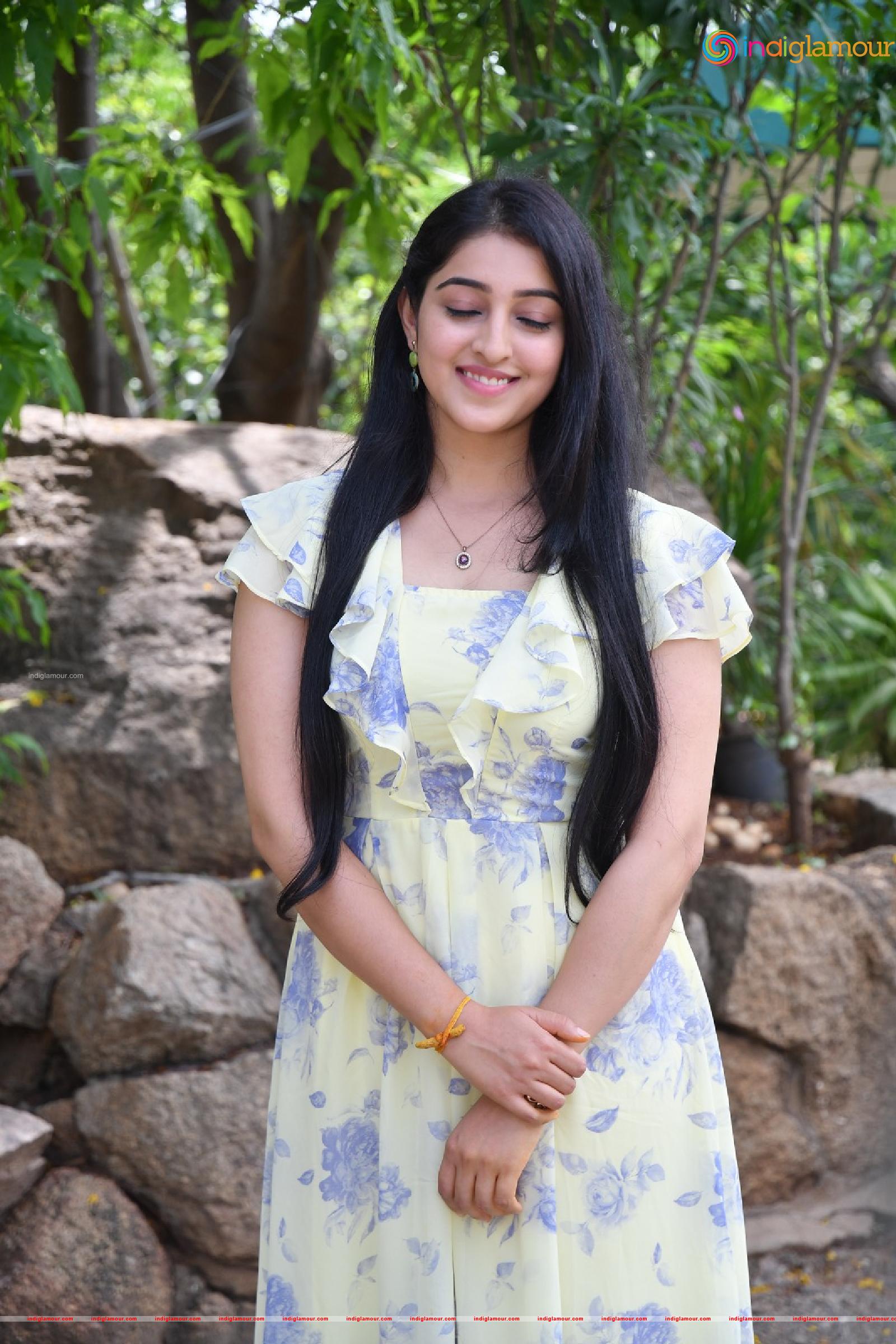 Mouryaani Actress hd photo
