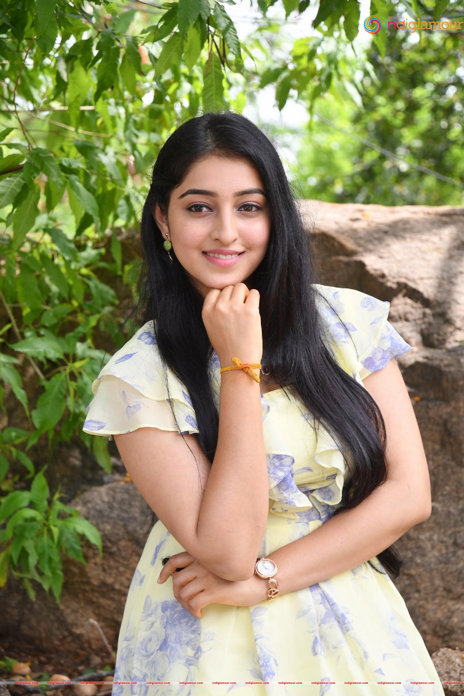 Mouryaani Actress hd photo