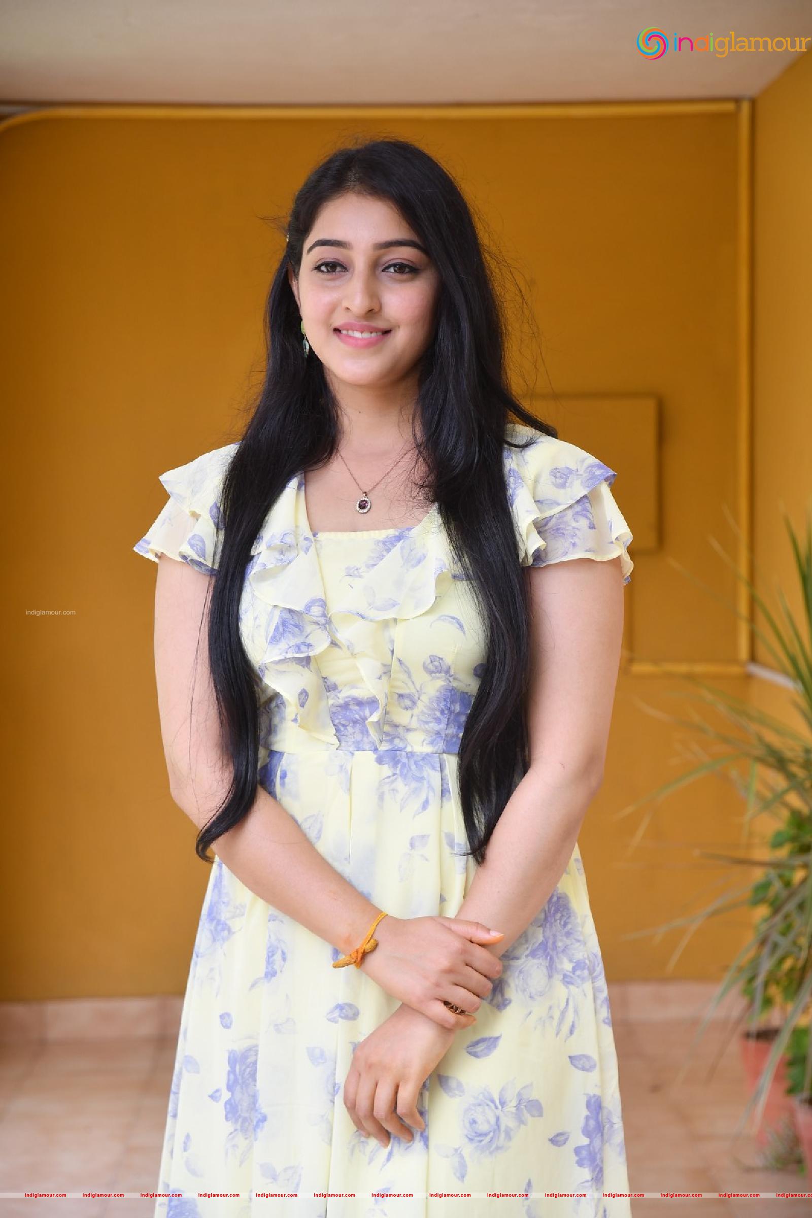 Mouryaani Actress hd photo