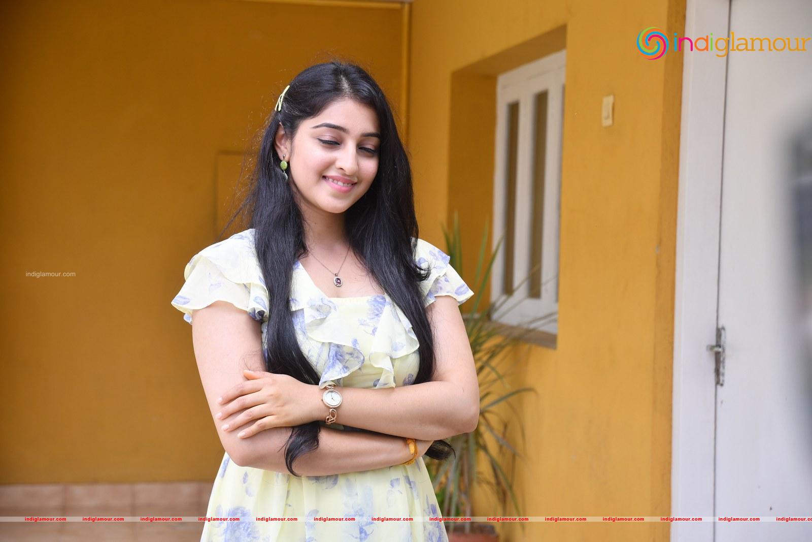 Mouryaani Actress hd photo