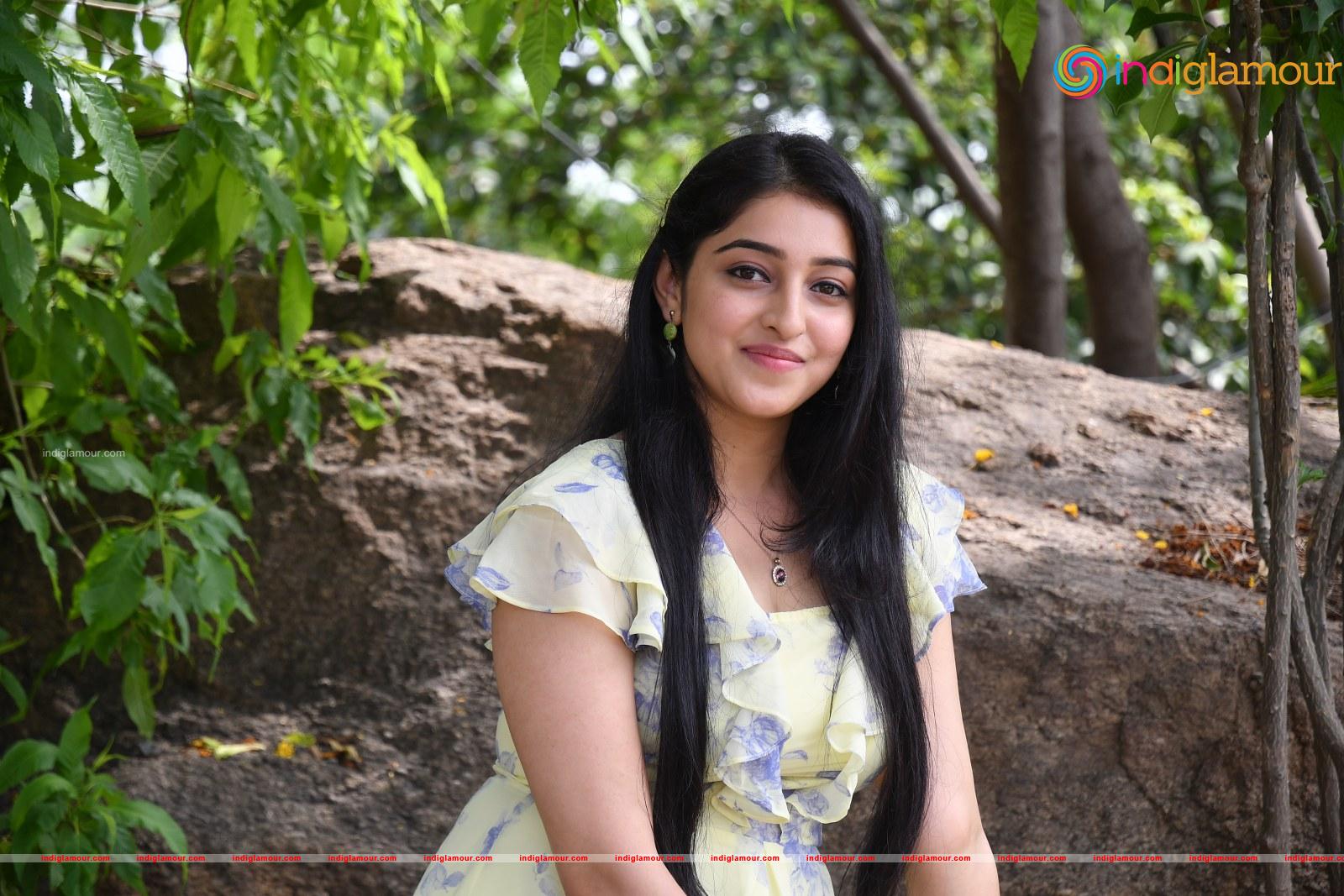 Mouryaani Actress hd photo