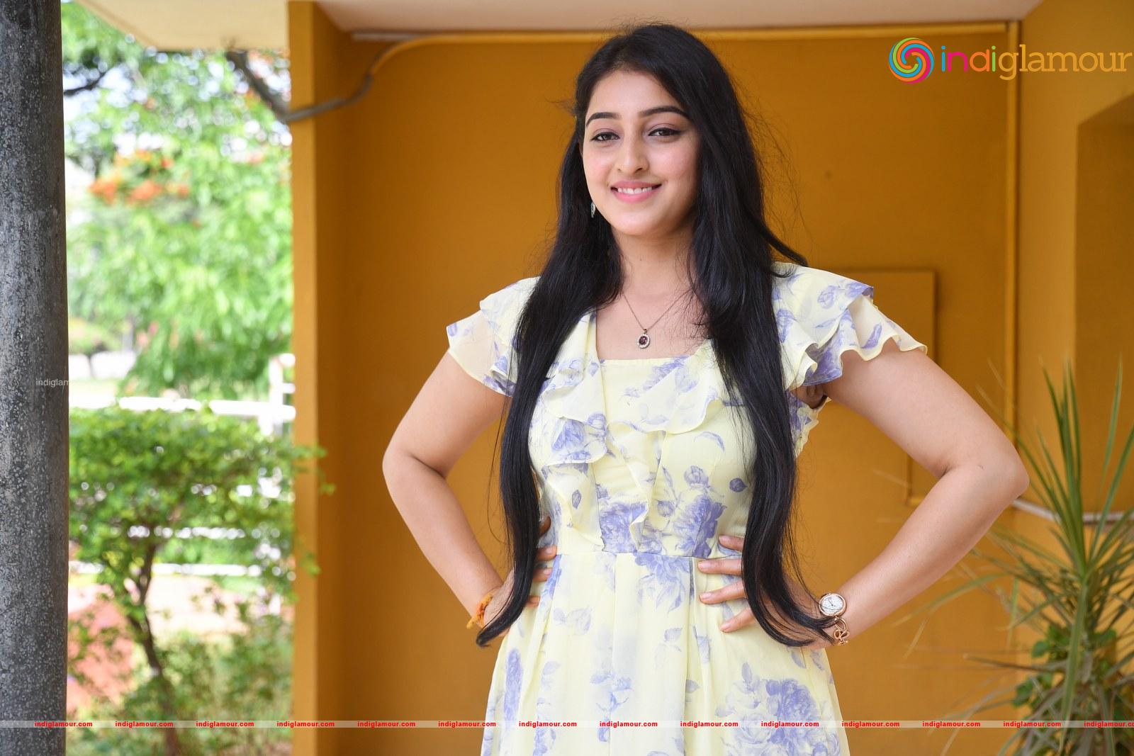 Mouryaani Actress hd photo