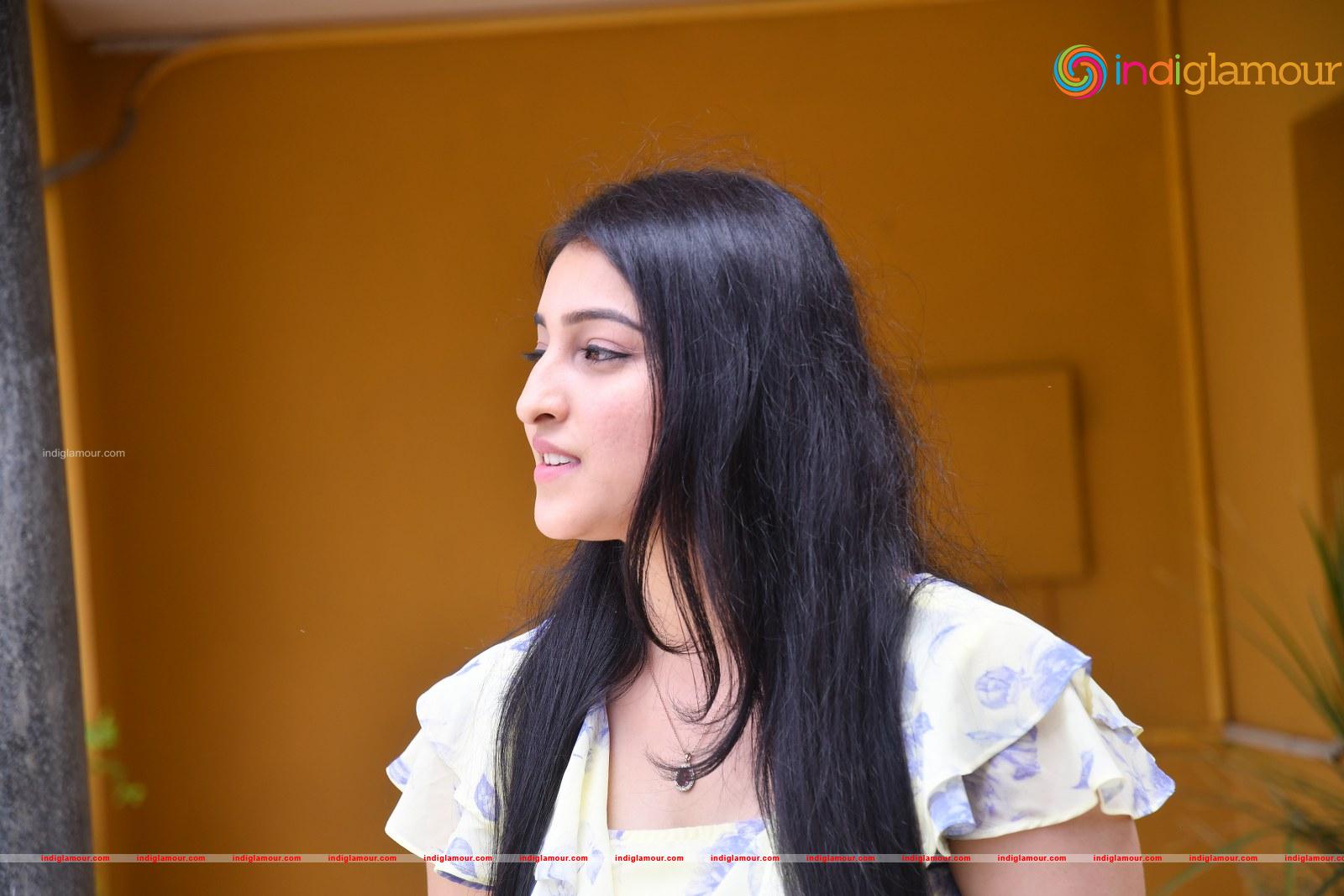 Mouryaani Actress hd photo