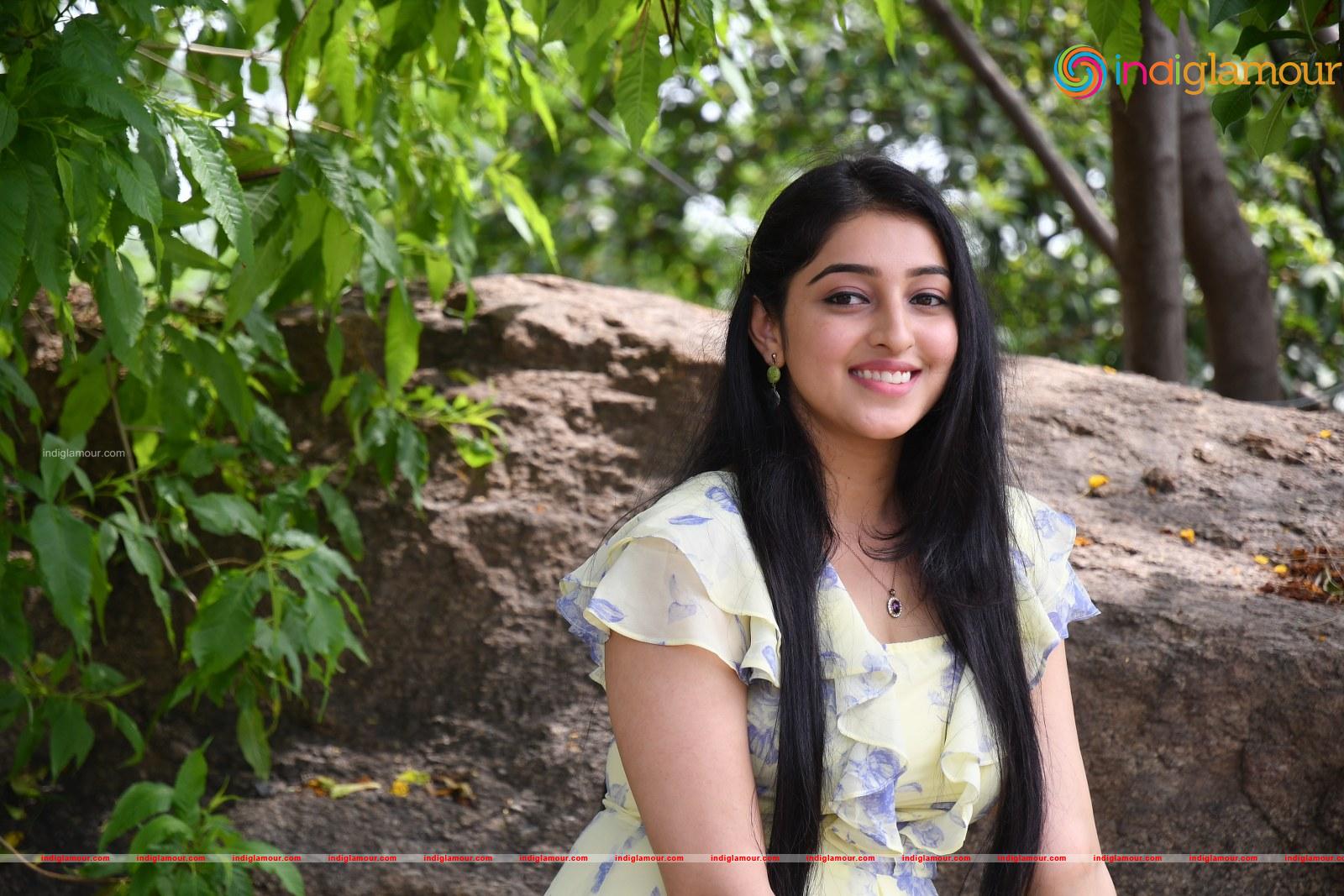 Mouryaani Actress hd photo