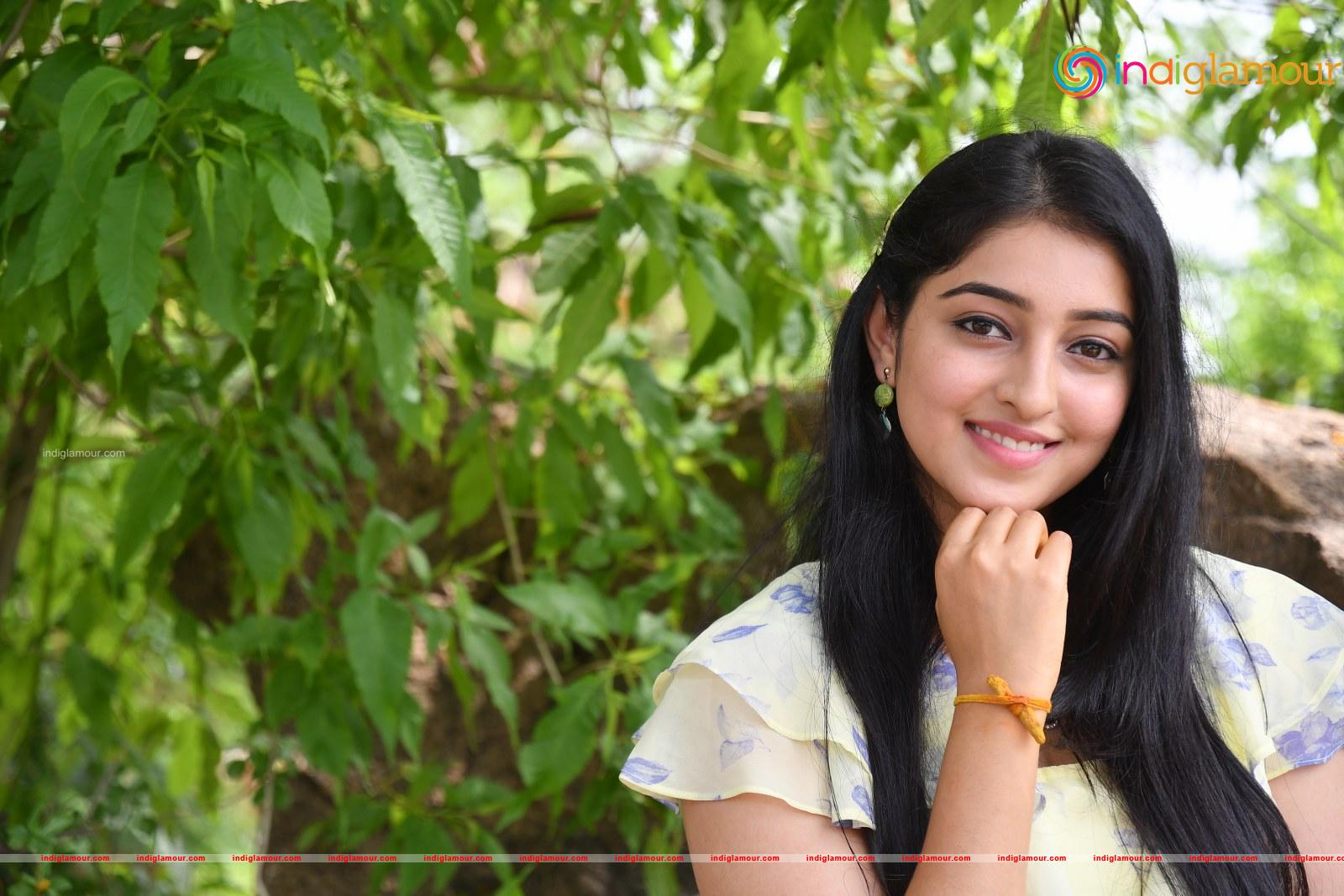 Mouryaani Actress hd photo