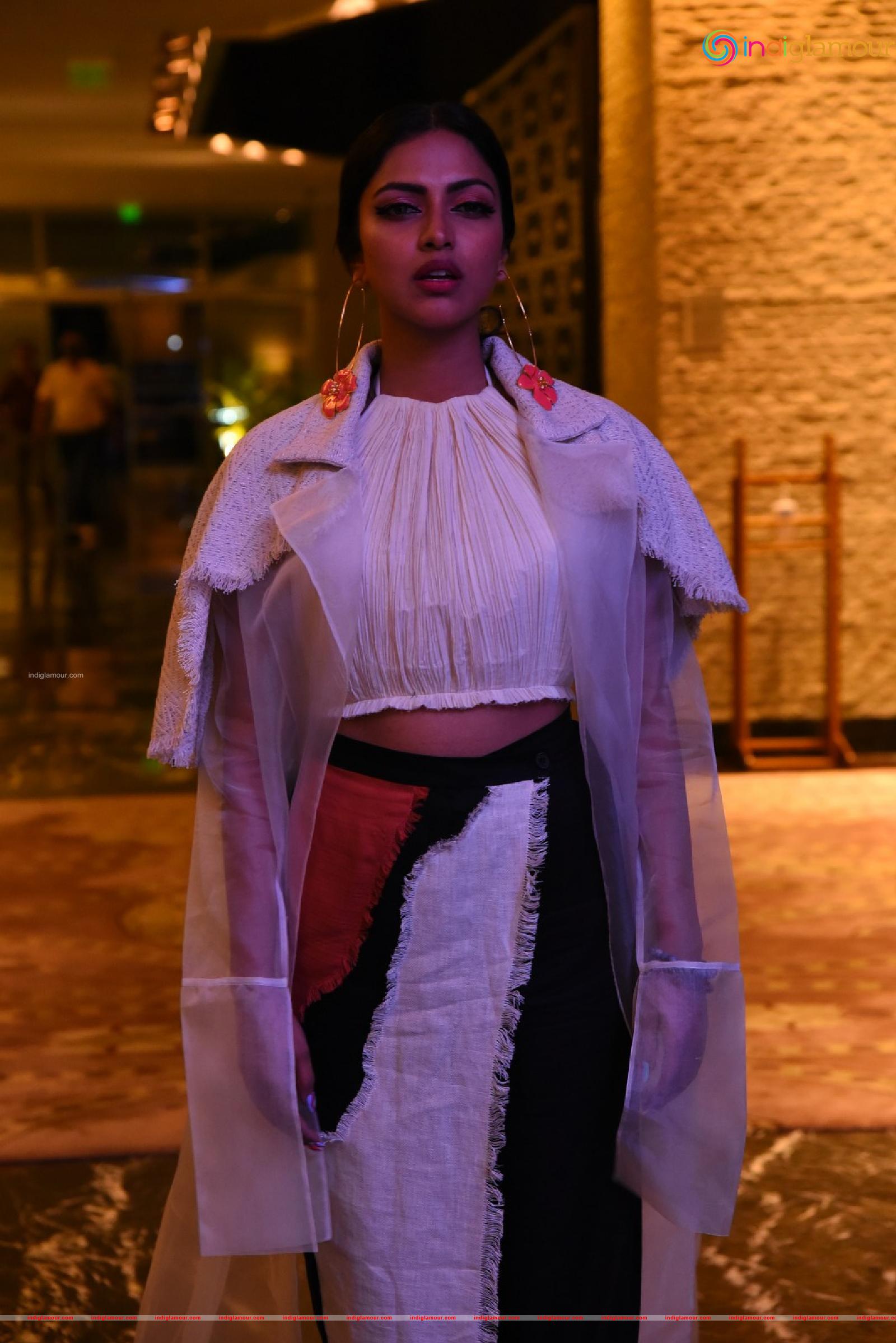 Amala Paul Actress hd photo