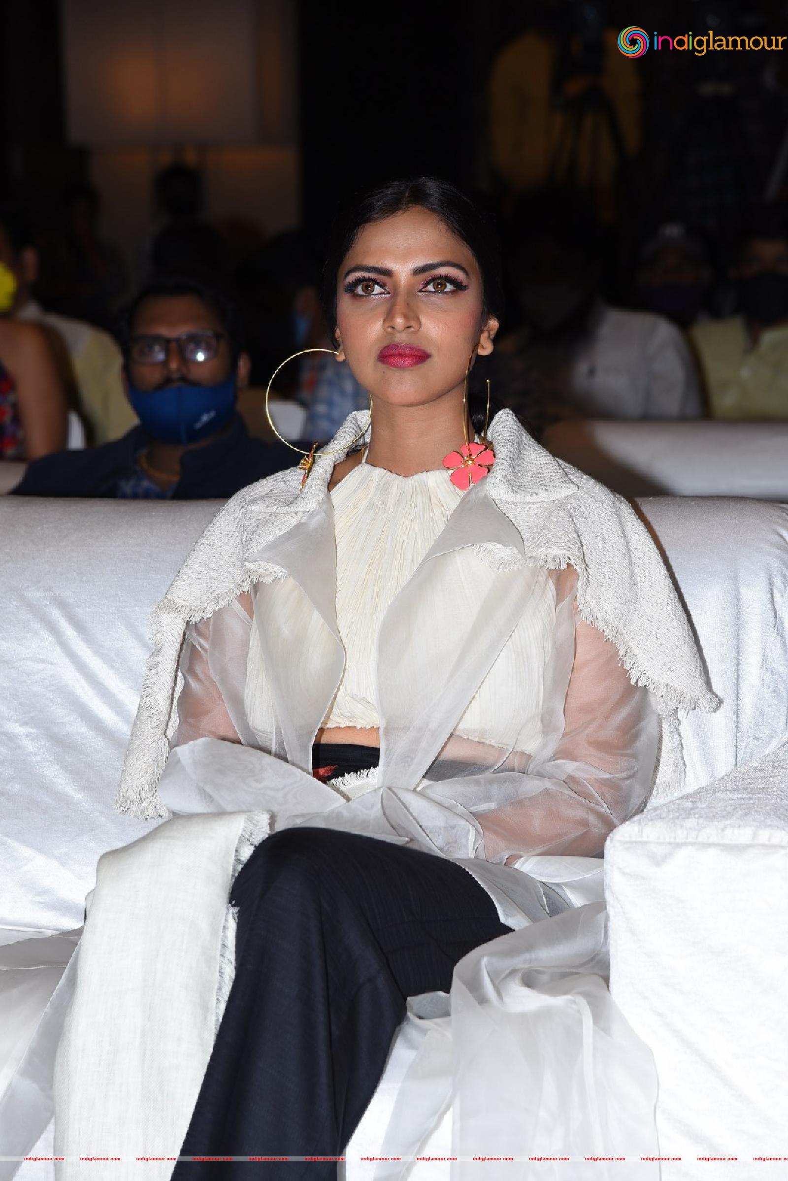 Amala Paul Actress hd photo