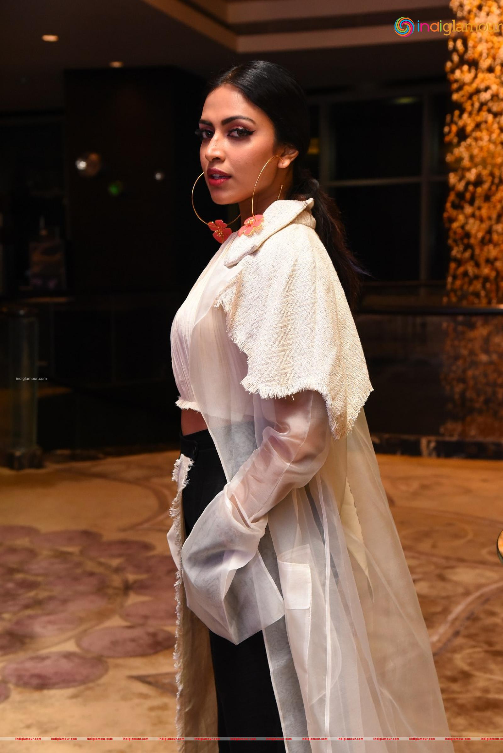 Amala Paul Actress hd photo