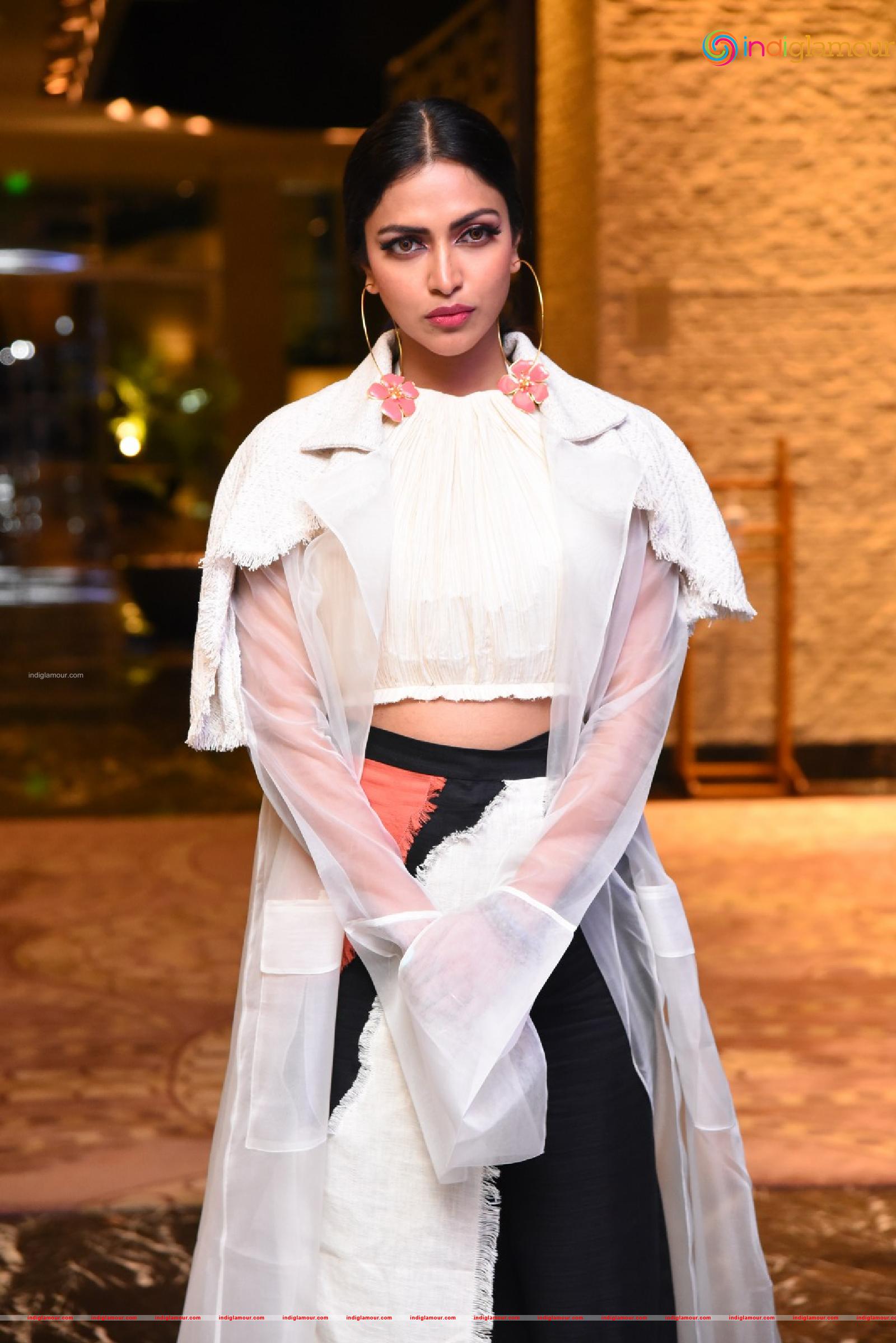 Amala Paul Actress hd photo