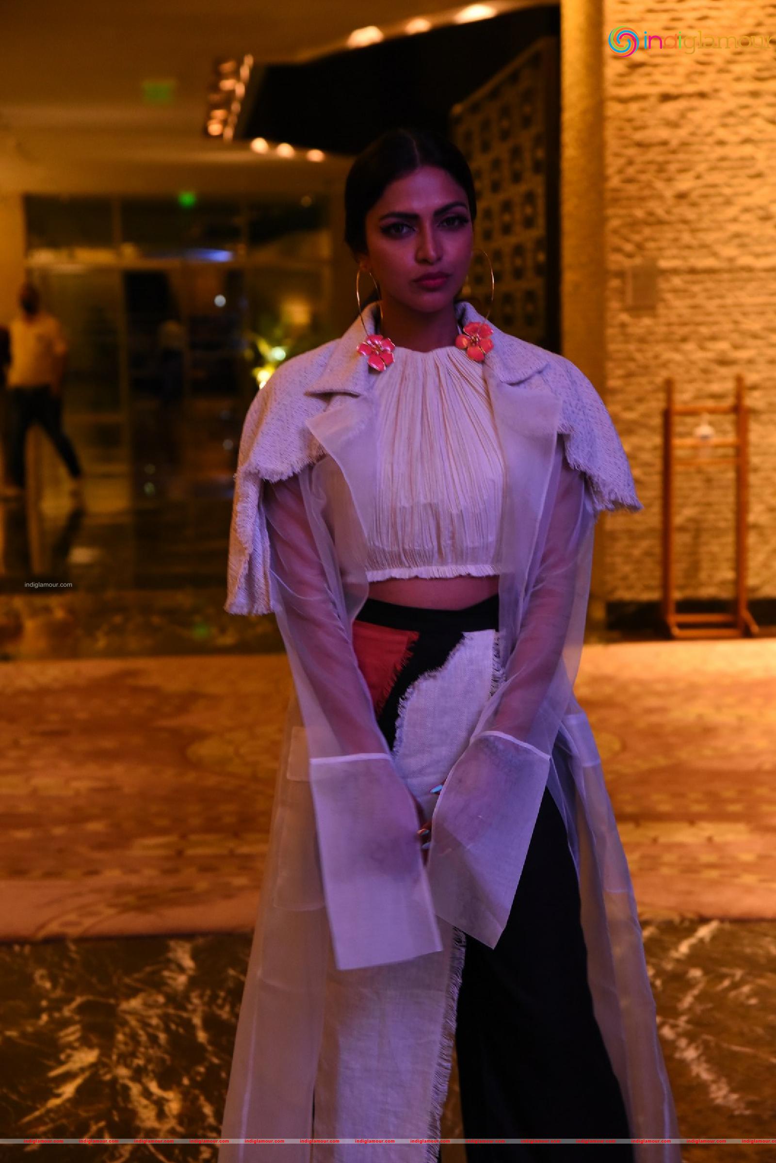 Amala Paul Actress hd photo