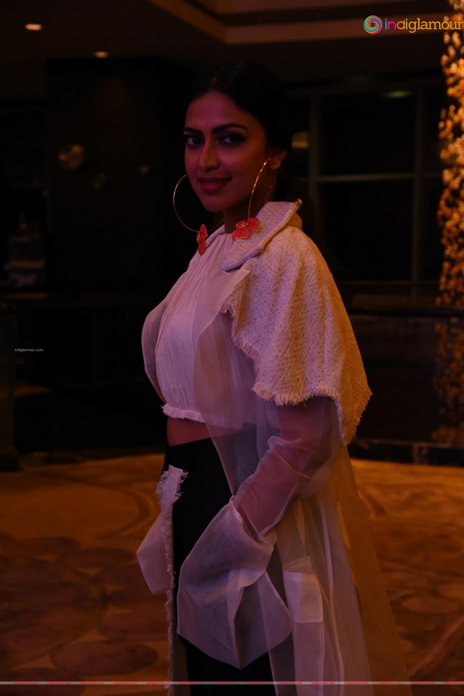 Amala Paul Actress hd photo