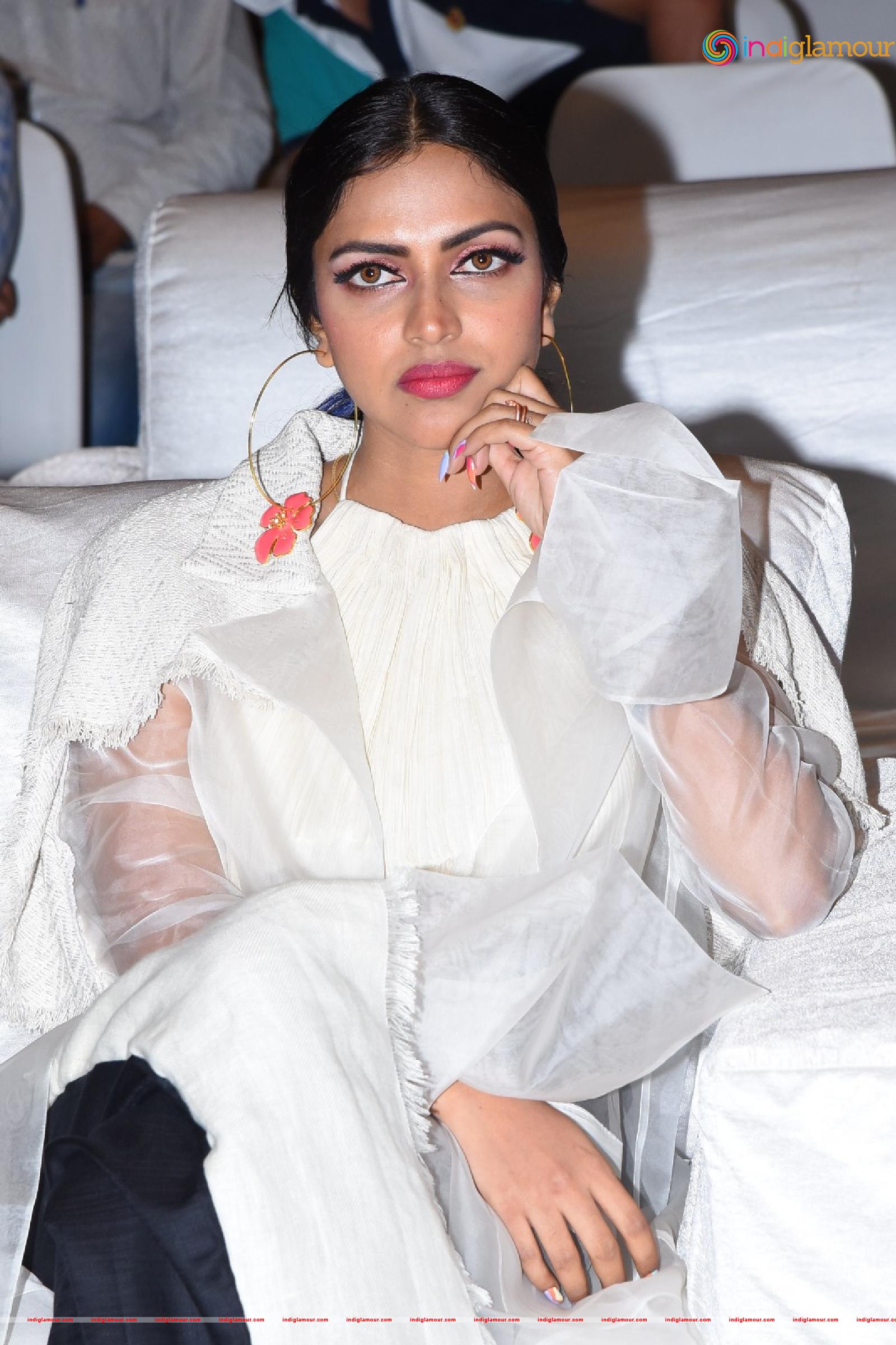 Amala Paul Actress hd photo
