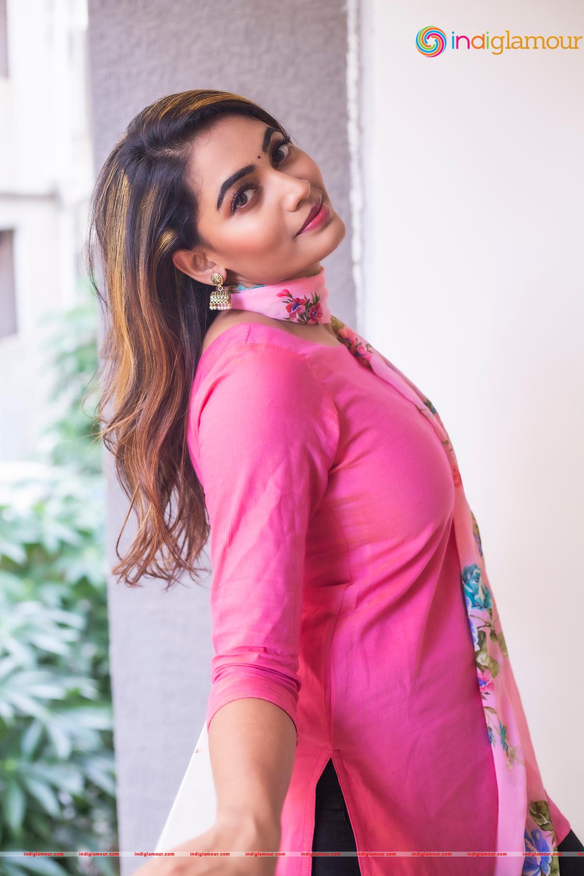 Spandana Palli Actress hd photo