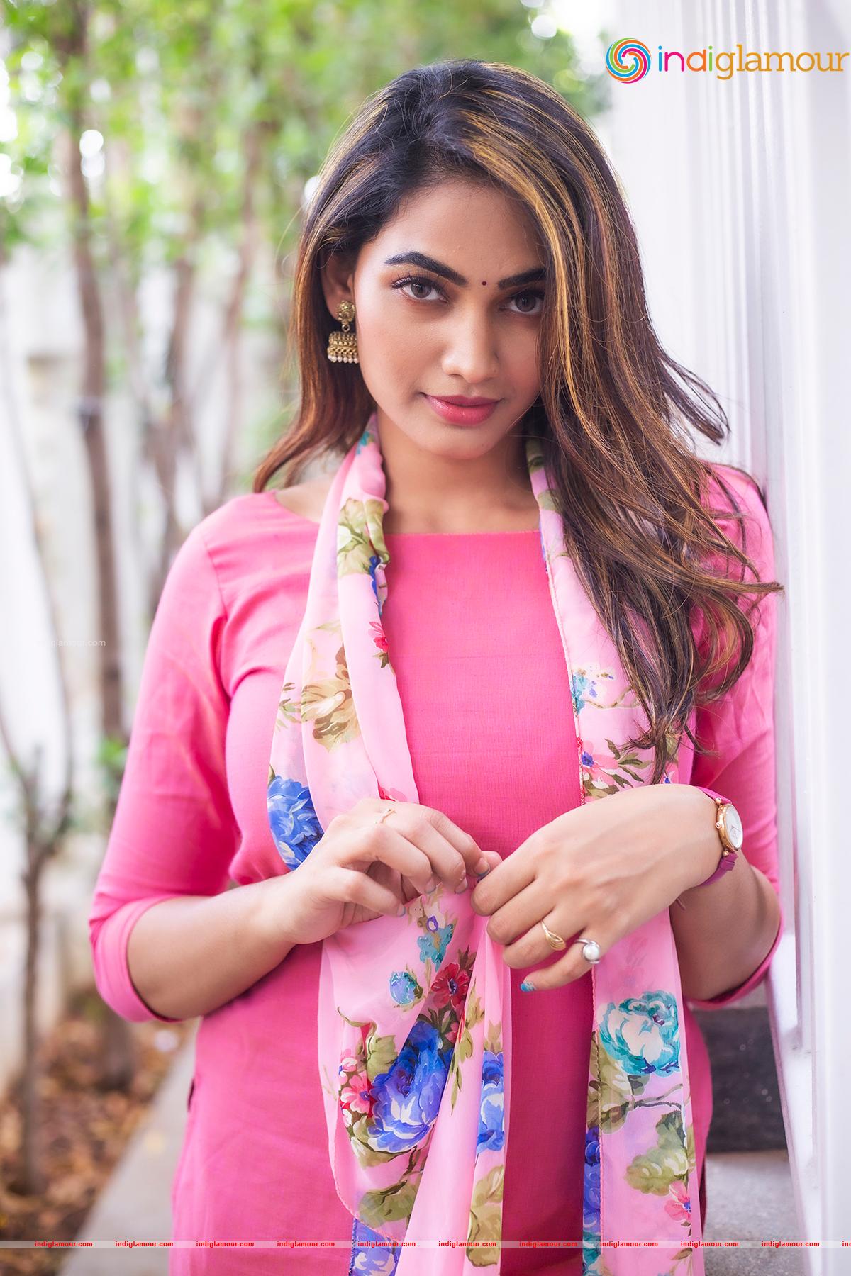 Spandana Palli Actress hd photo