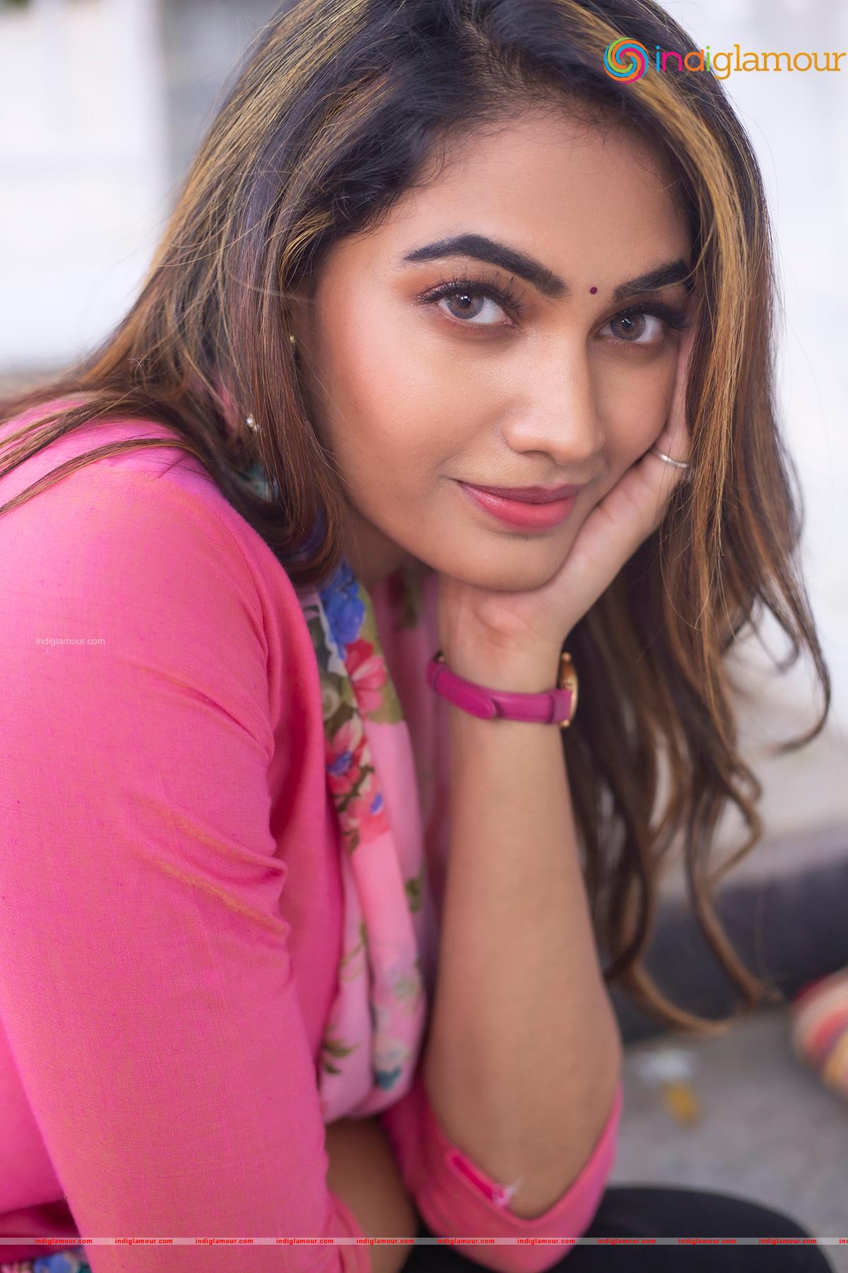 Spandana Palli Actress hd photo