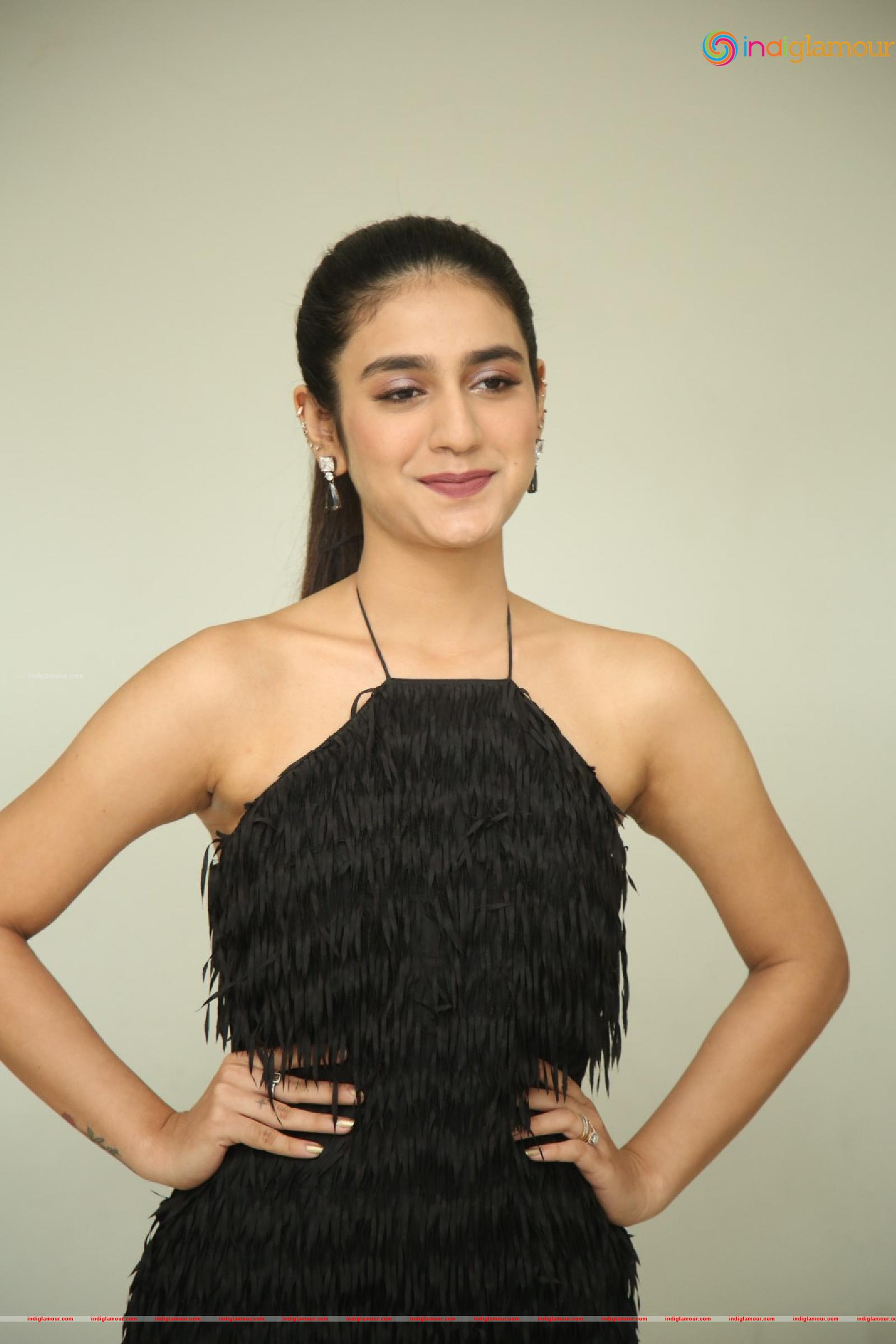 Priya Prakash Varrier Actress hd photo