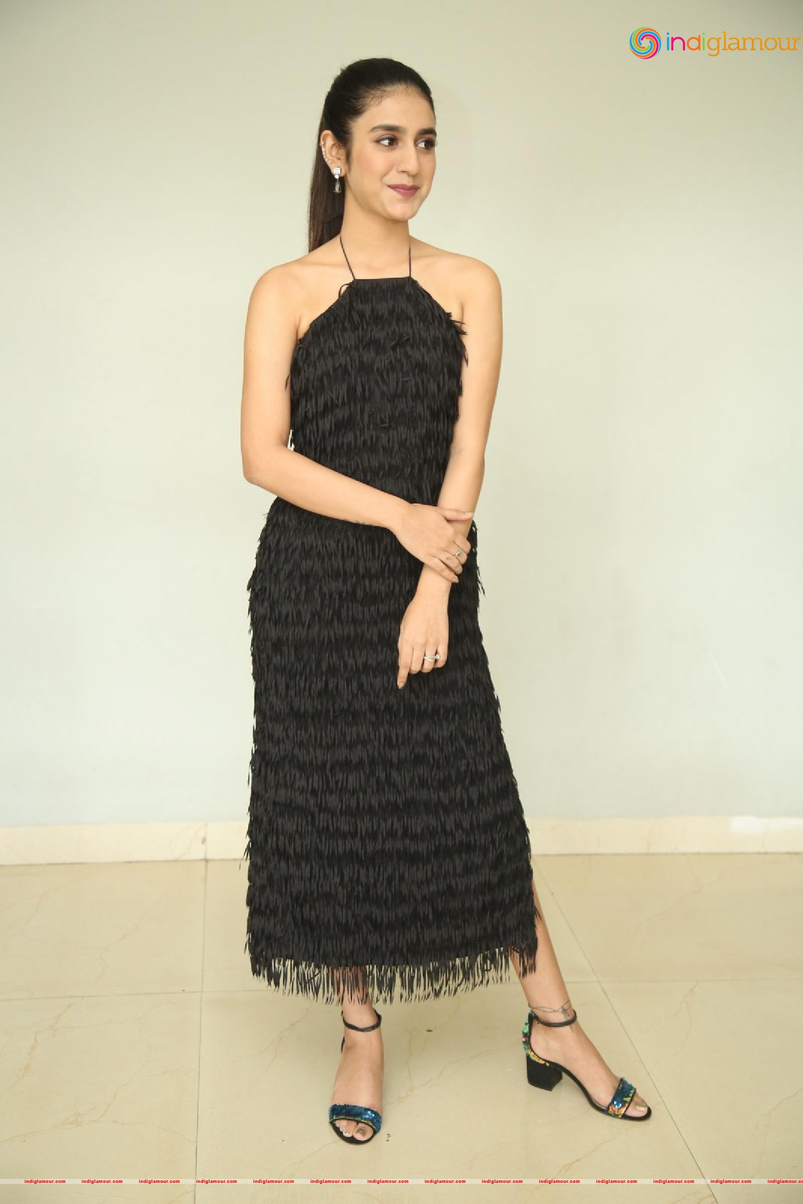 Priya Prakash Varrier Actress hd photo