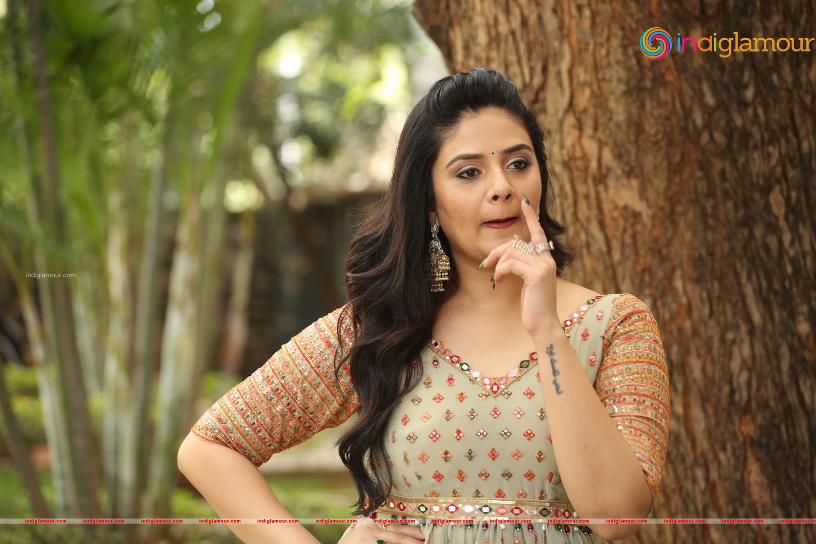 Srimukhi Actress hd photo