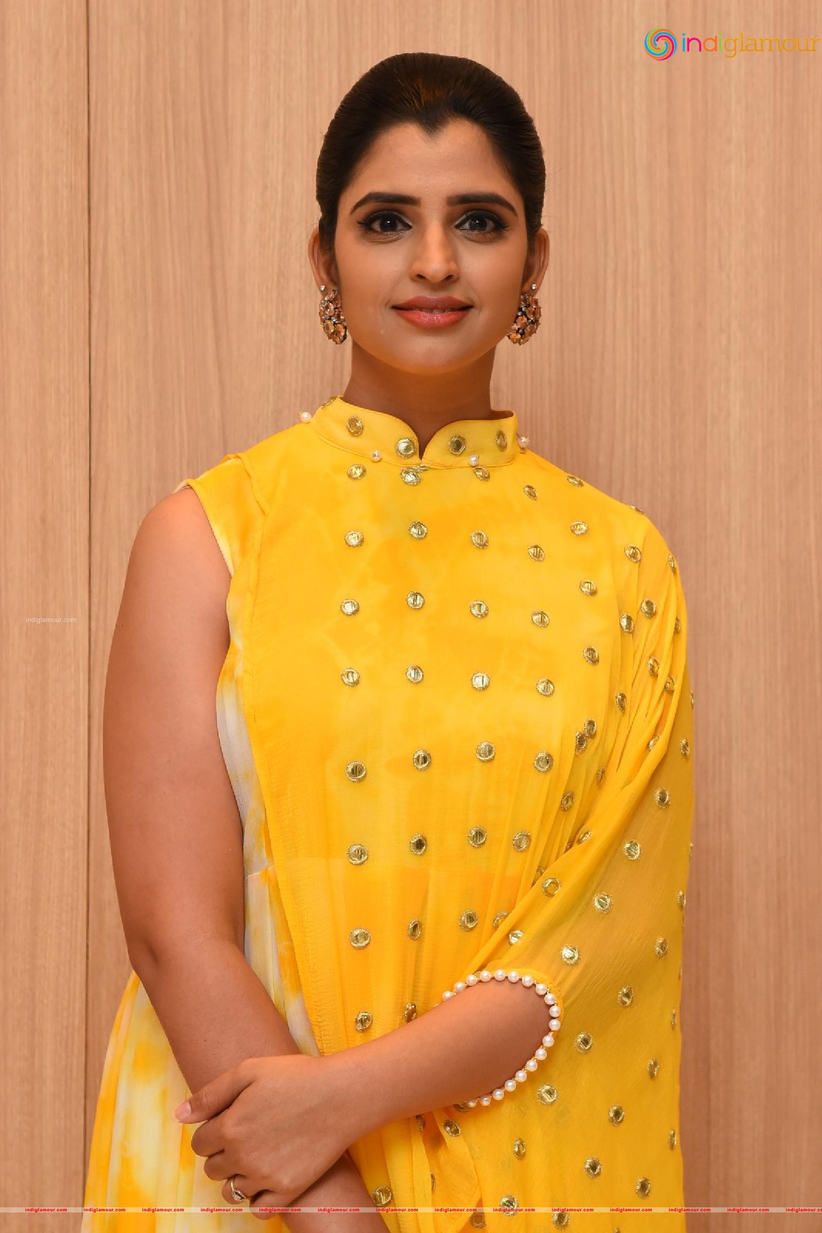 Syamala Actress hd photo