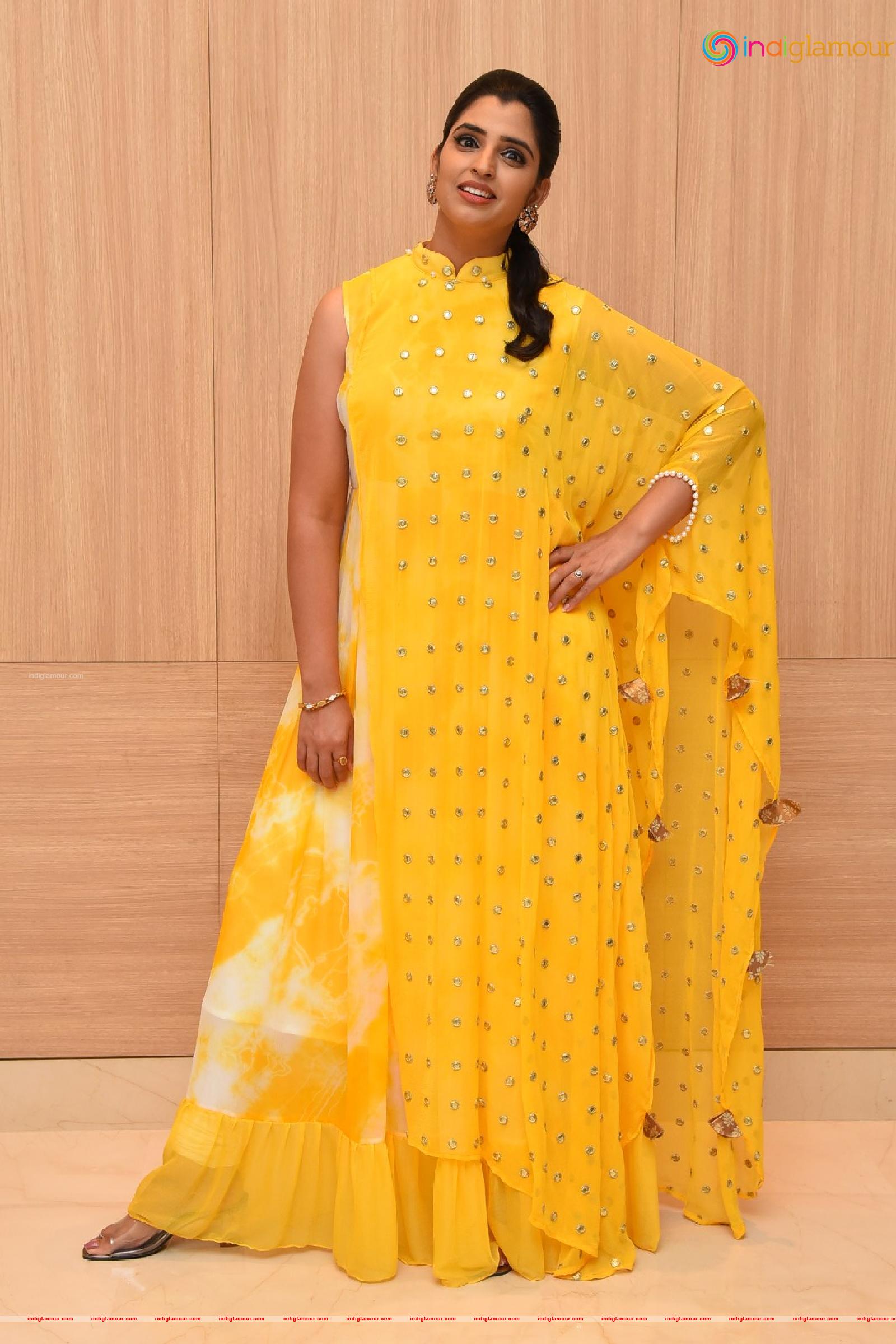 Syamala Actress hd photo