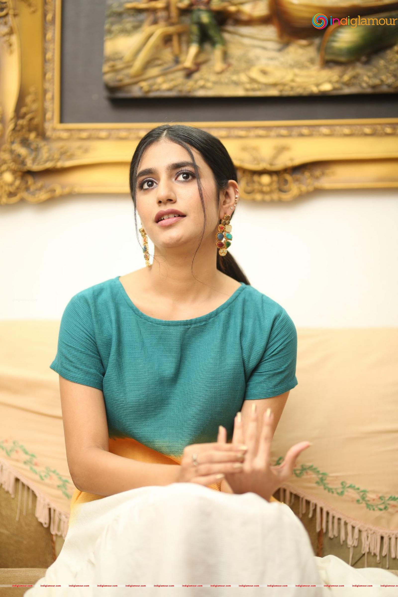 Priya Prakash Varrier Actress hd photo