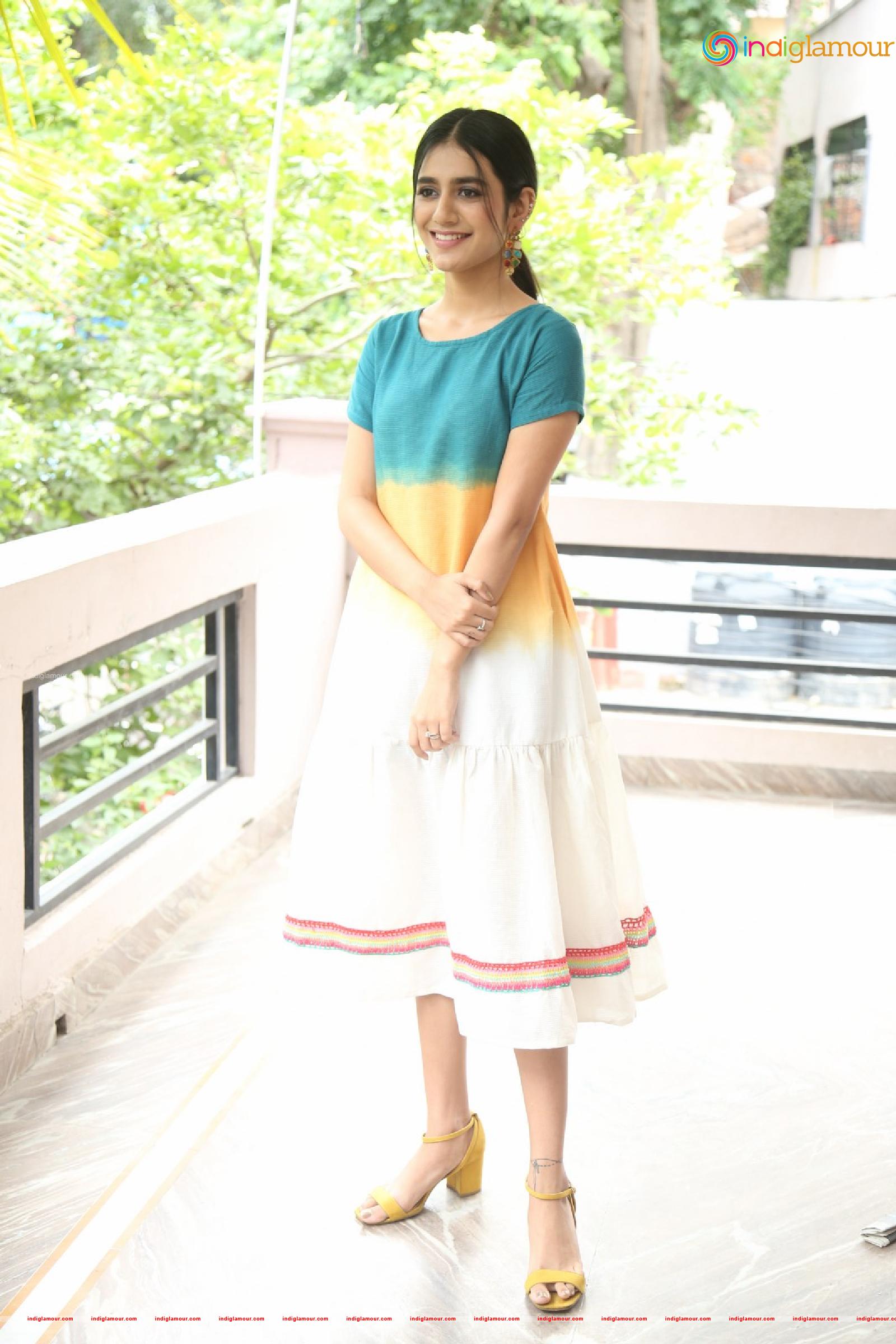 Priya Prakash Varrier Actress hd photo