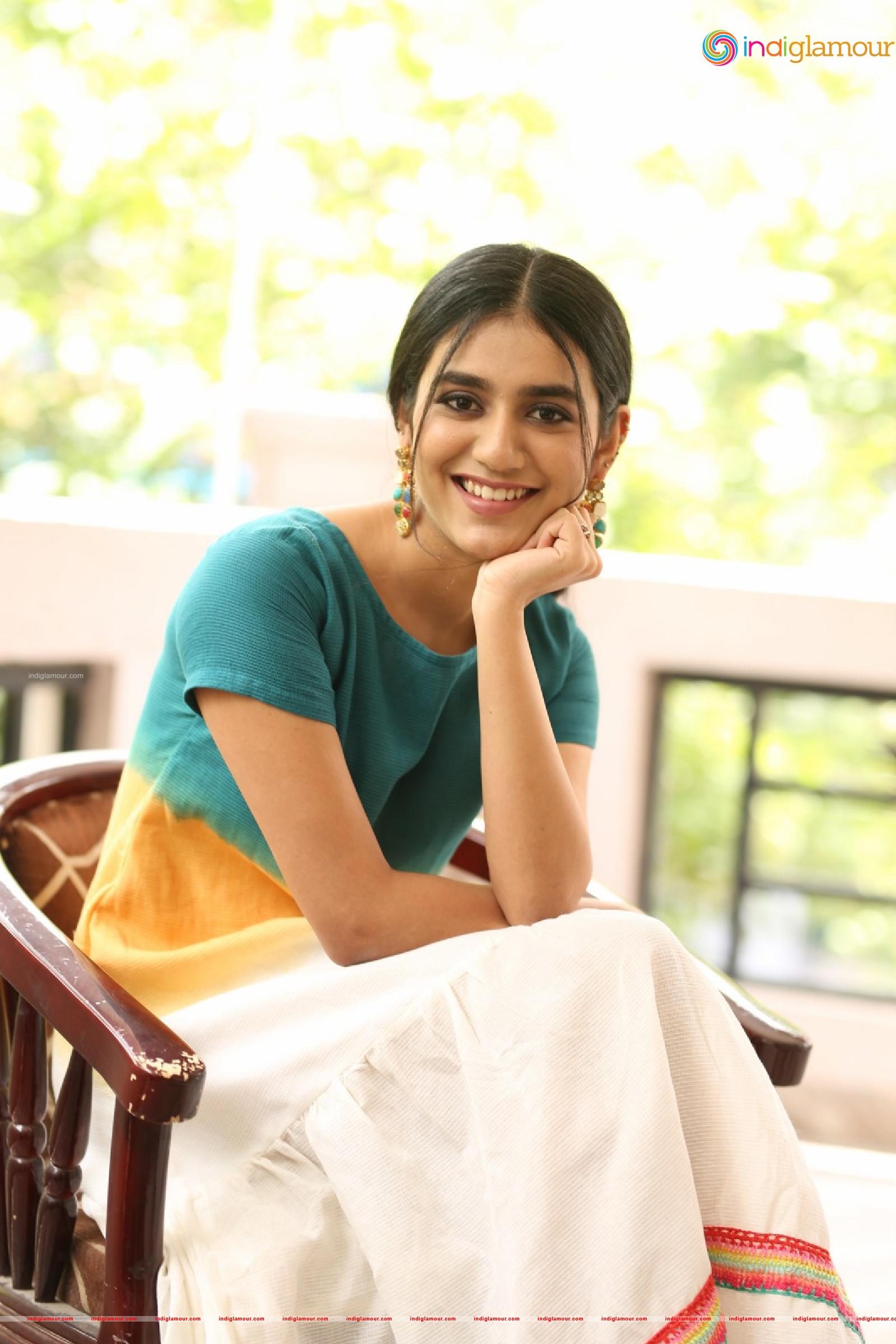 Priya Prakash Varrier Actress hd photo