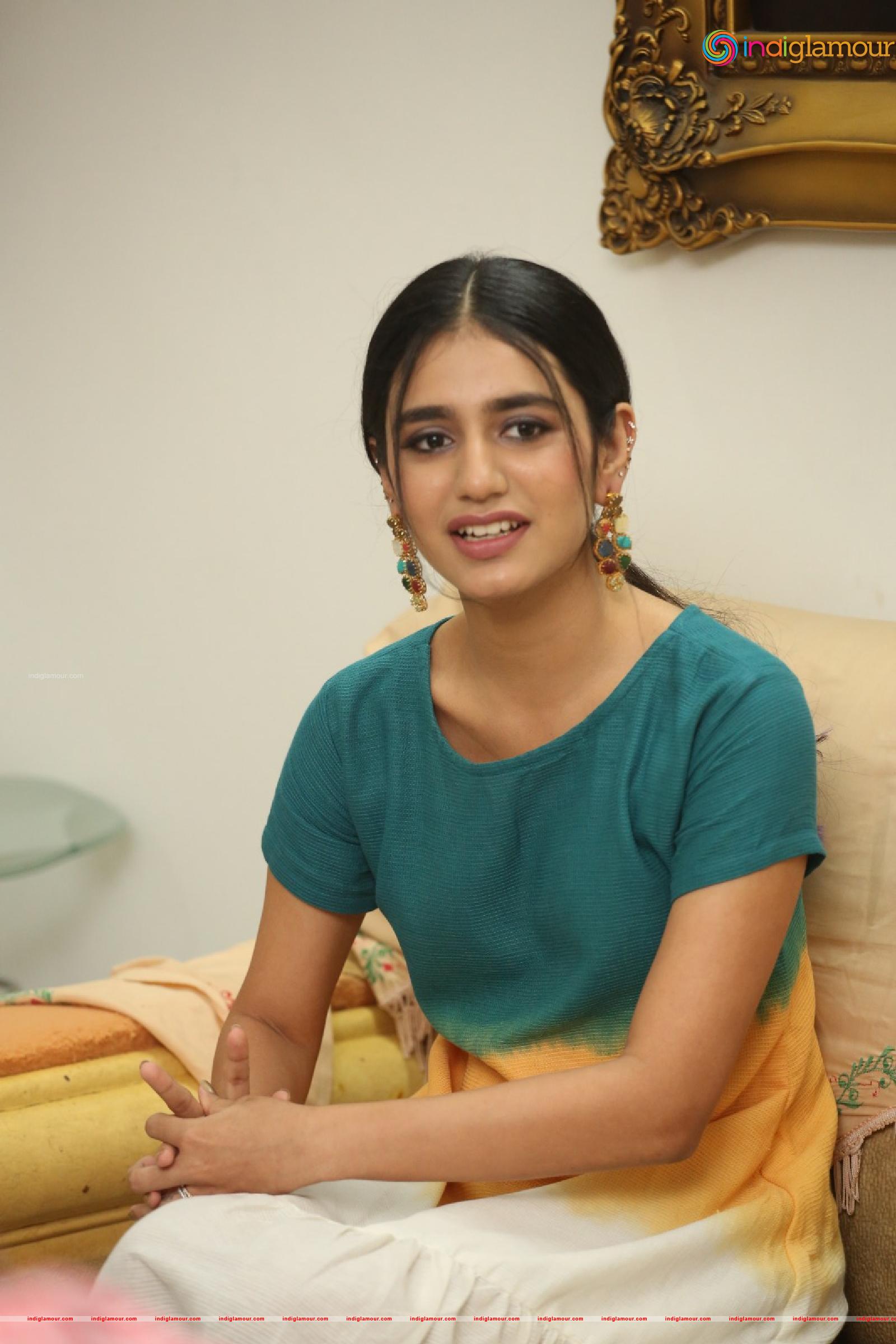 Priya Prakash Varrier Actress hd photo