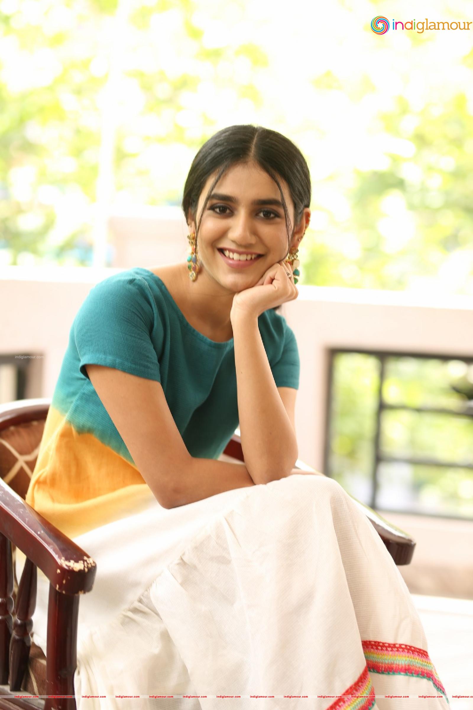 Priya Prakash Varrier Actress hd photo