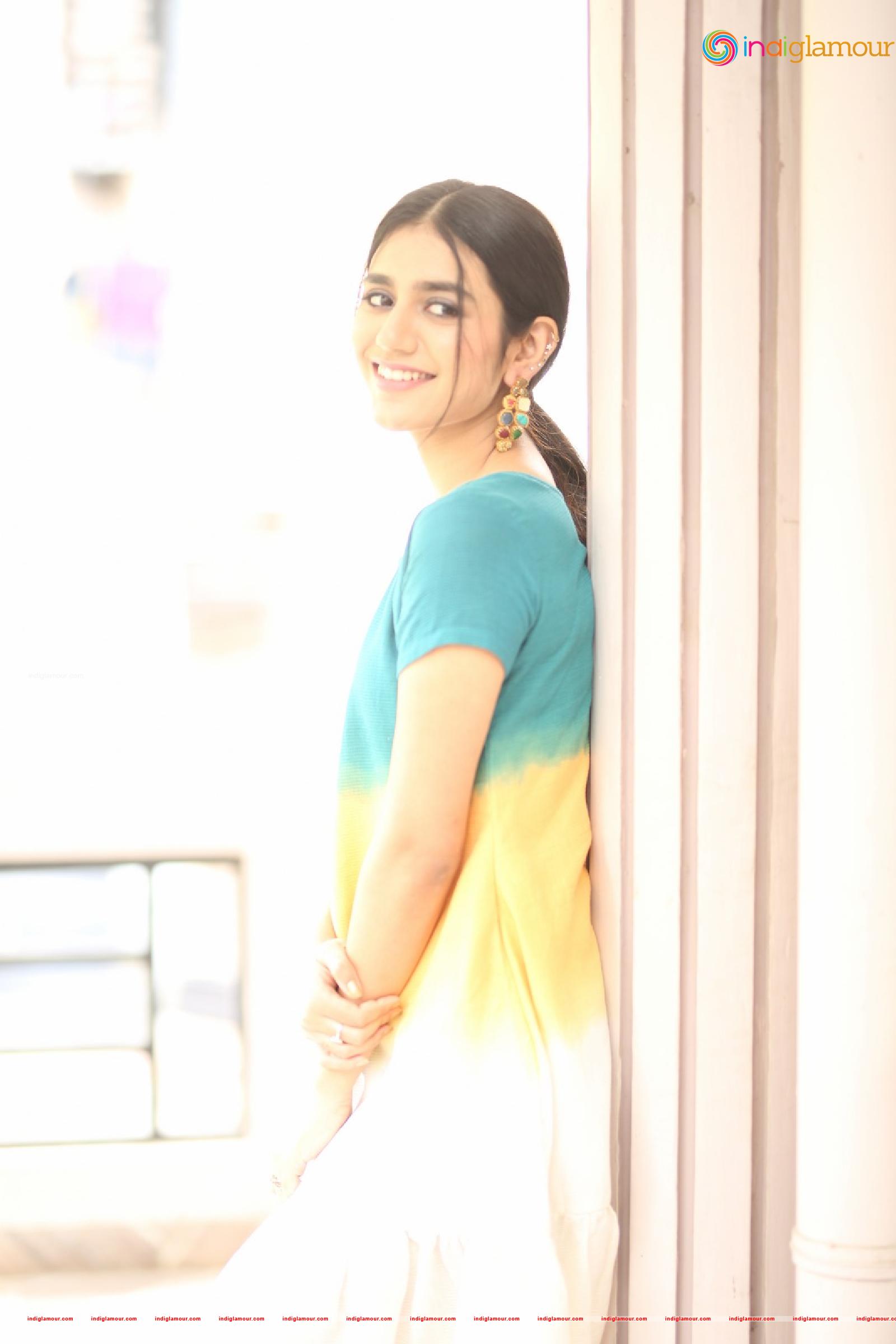 Priya Prakash Varrier Actress hd photo