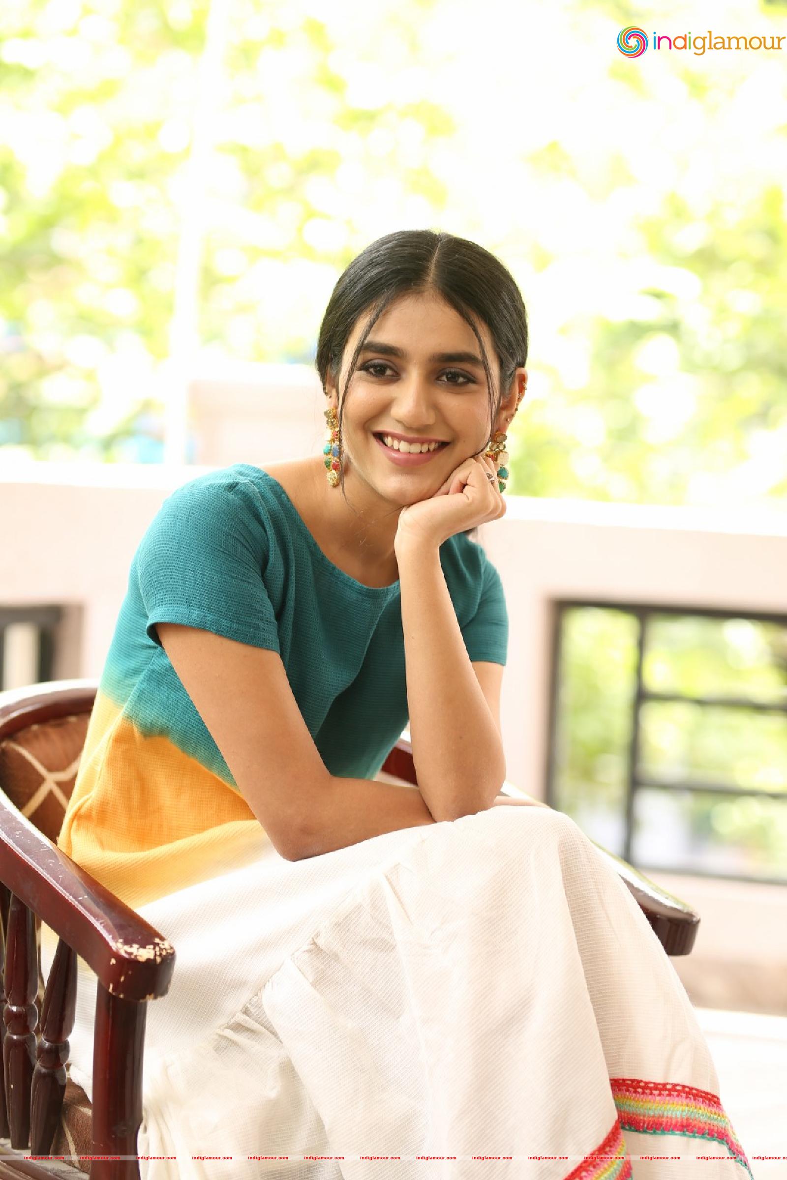 Priya Prakash Varrier Actress hd photo